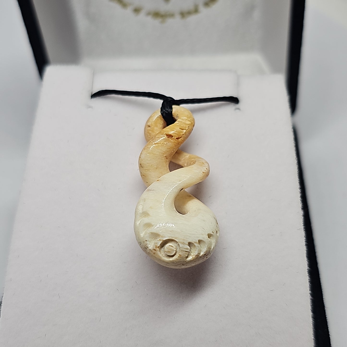 Whale bone - twist - Rivendell Shop