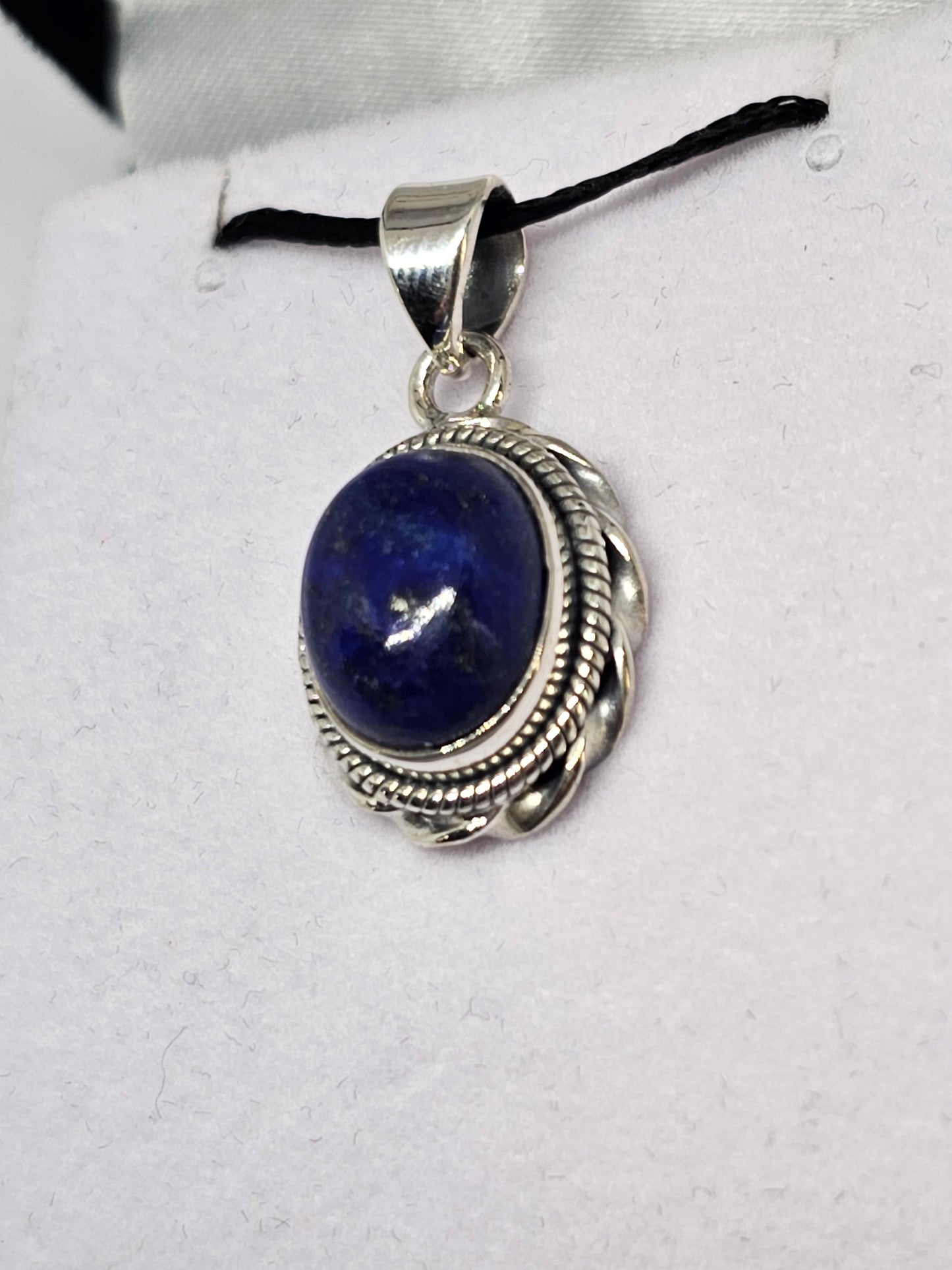 Lapis Lazuli Pendant - Rivendell Shop