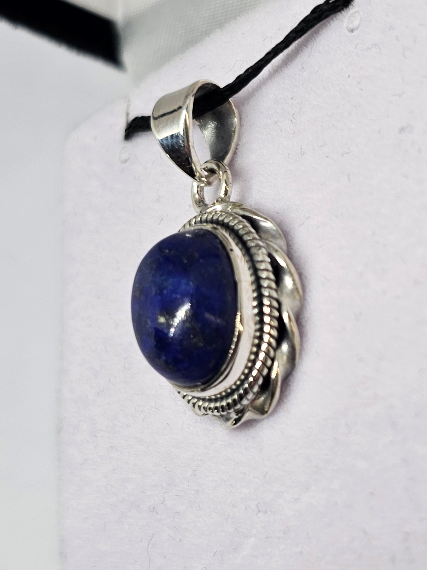 Lapis Lazuli Pendant - Rivendell Shop