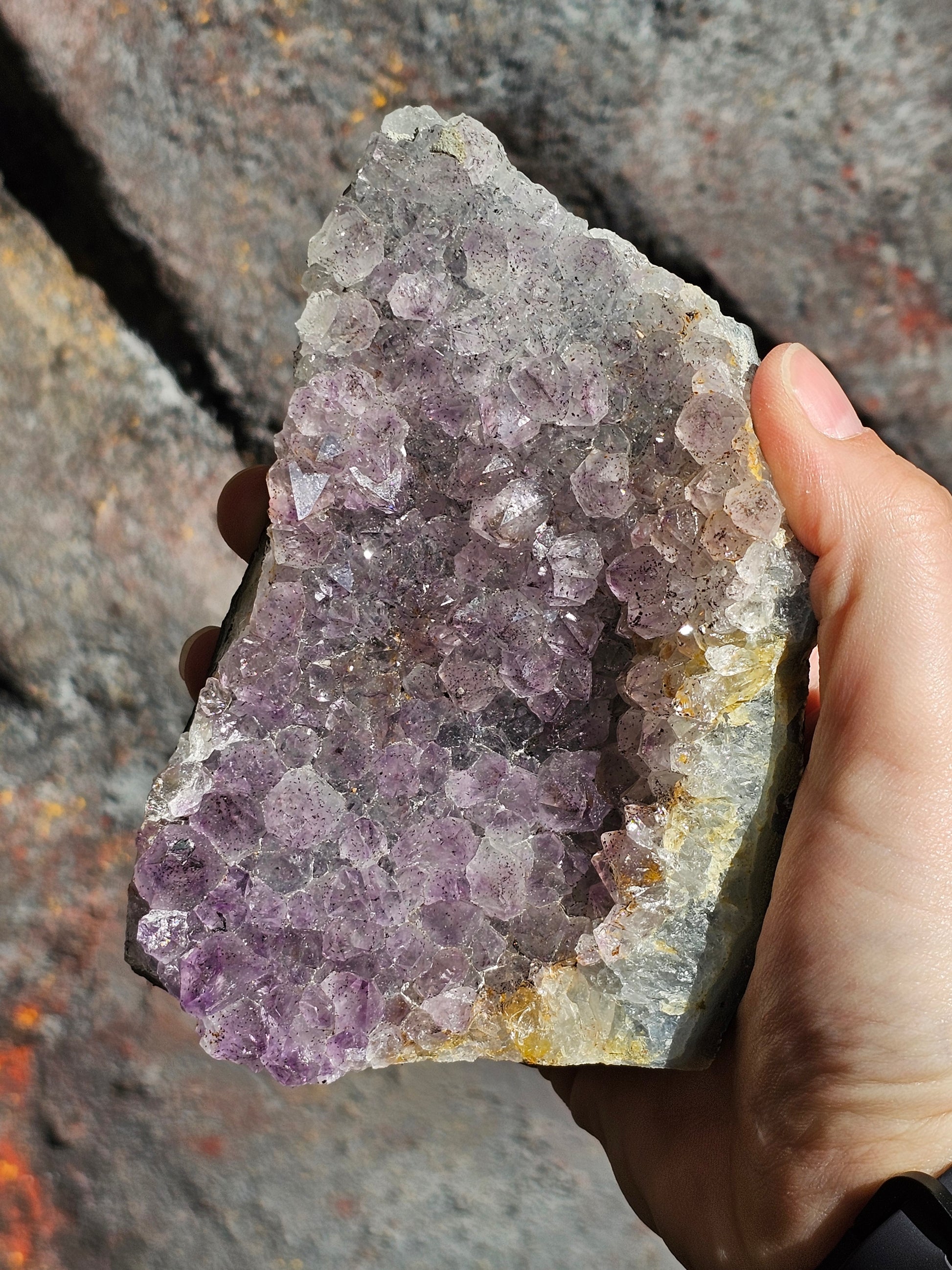 Standing amethyst - Rivendell Shop