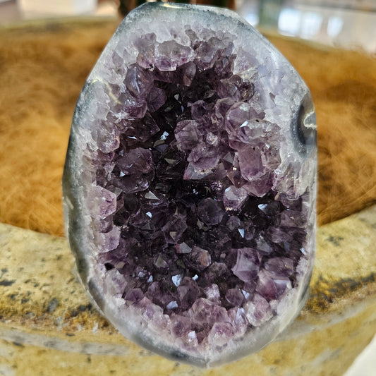 Standing amethyst - Rivendell Shop