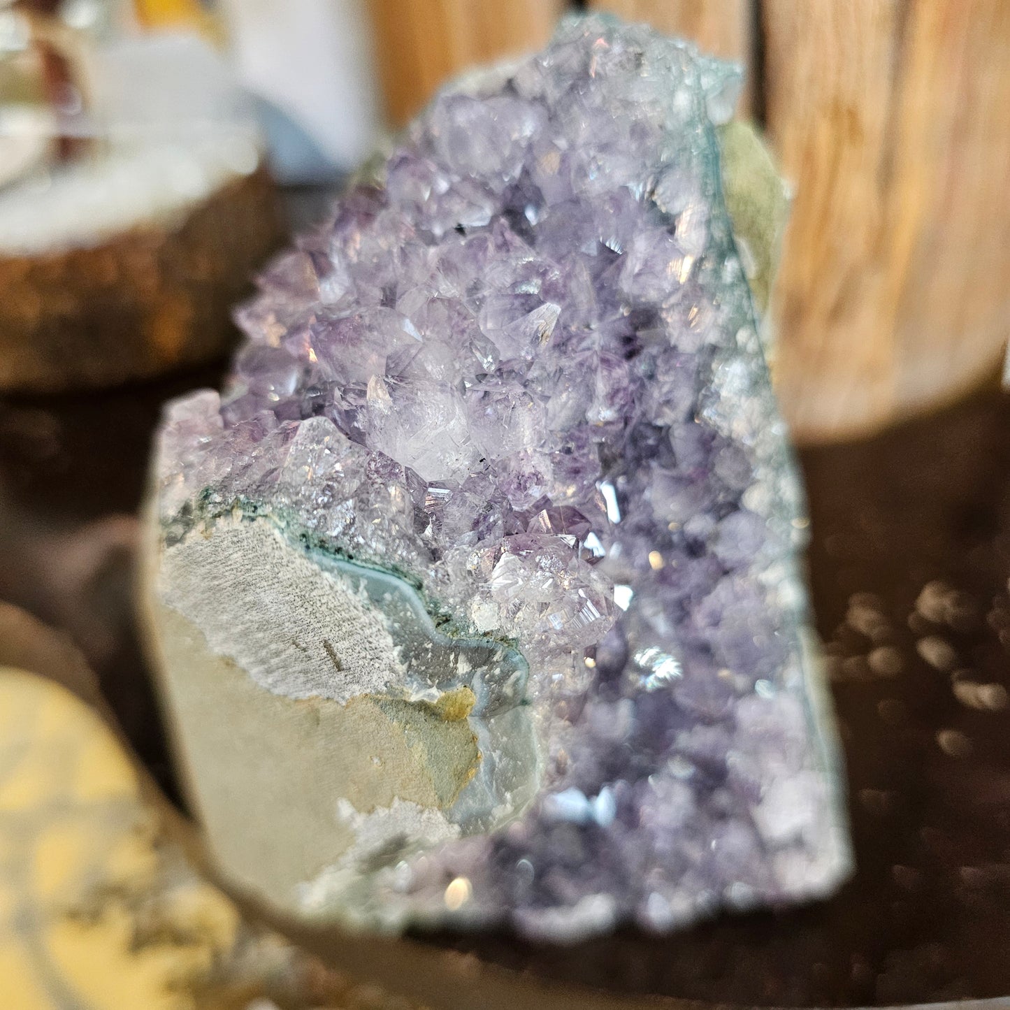 Standing amethyst - Rivendell Shop