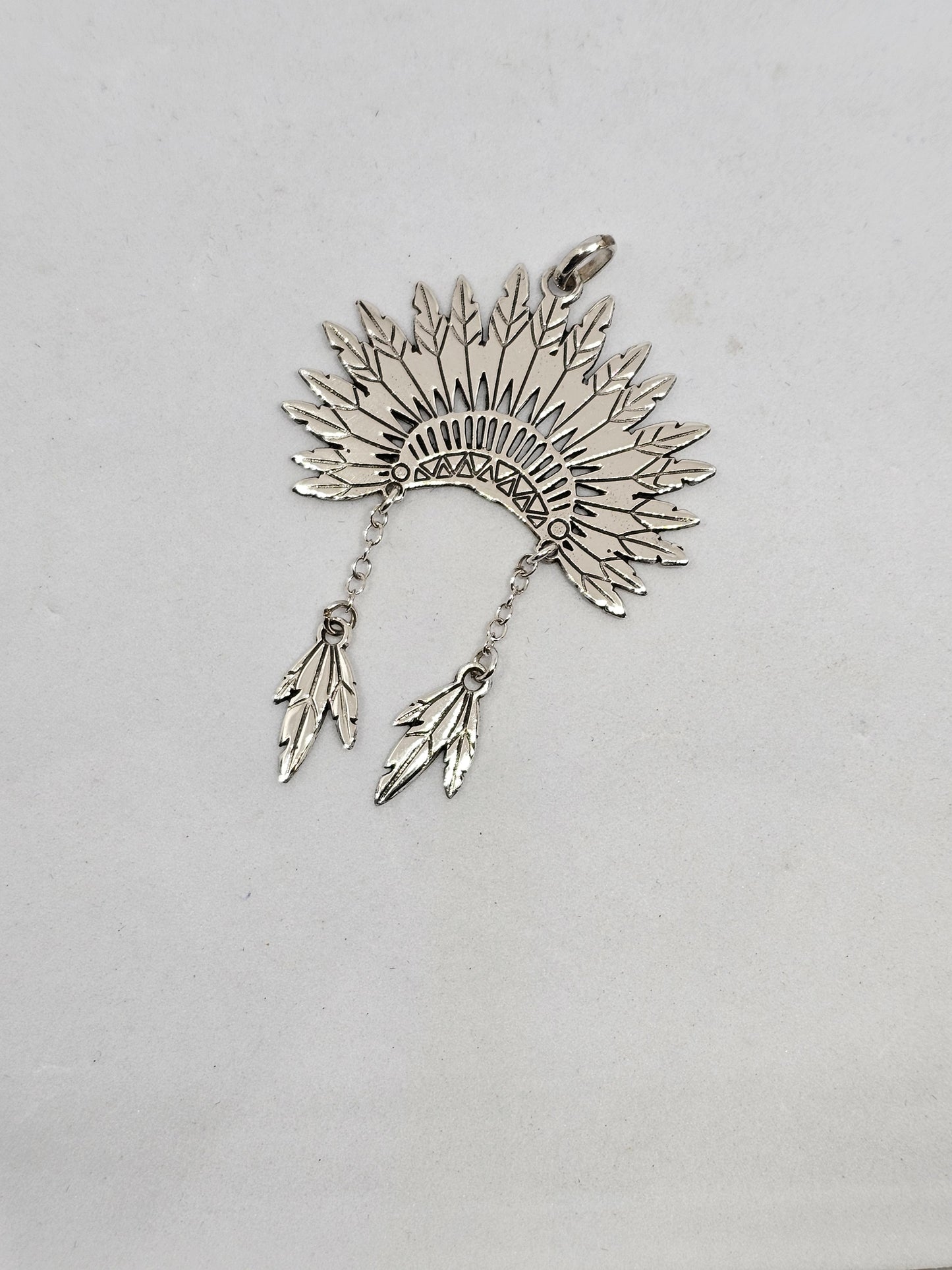 Native American Headress Pendant - Rivendell Shop