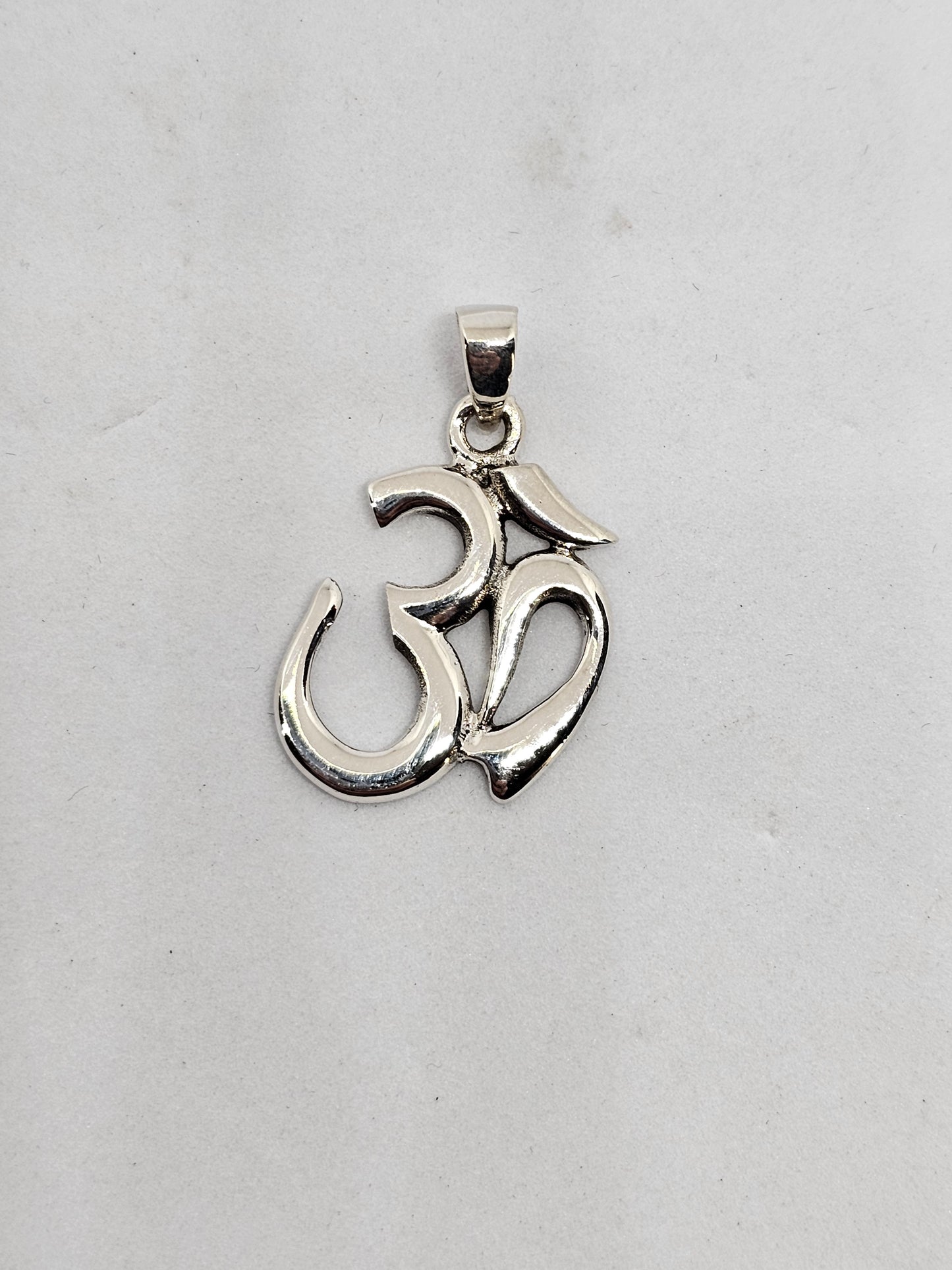 Om Pendant - Rivendell Shop