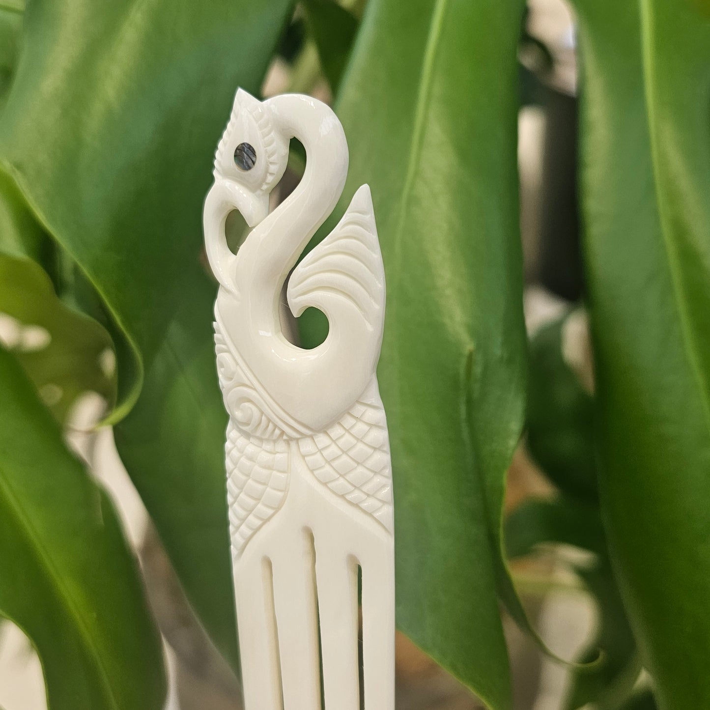 Manaia Heru with Paua (Hair Piece) - Rivendell Shop