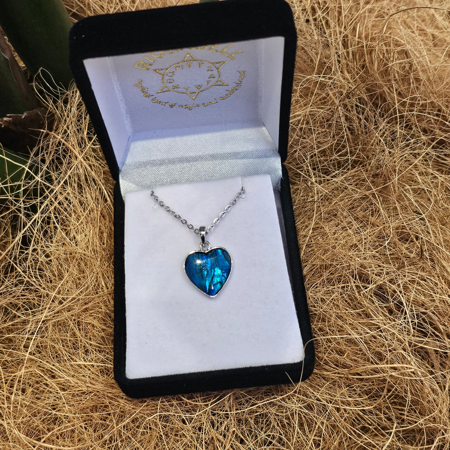 Paua Pendant - Heart - Rivendell Shop