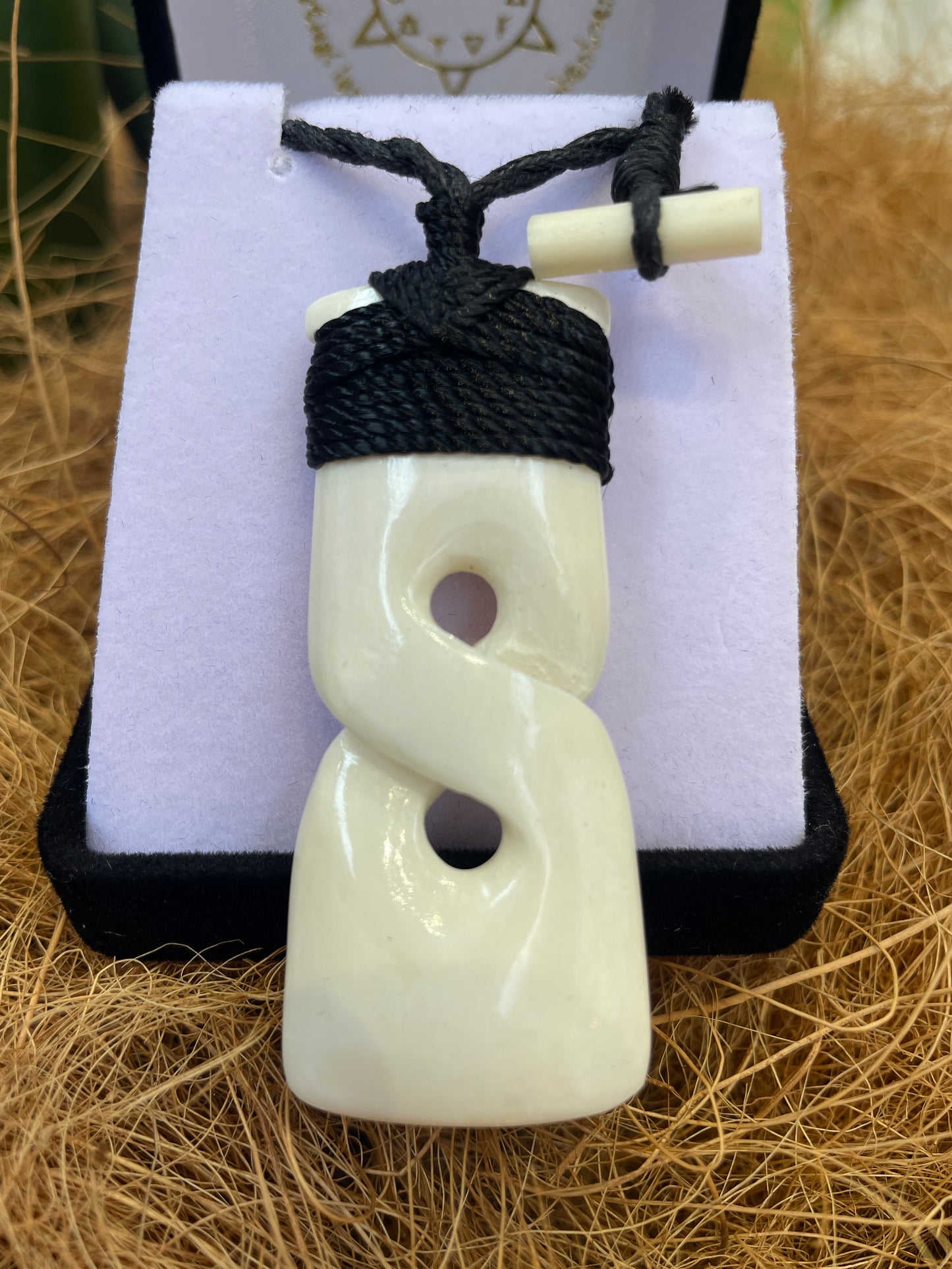 Twist bone carving - Rivendell Shop