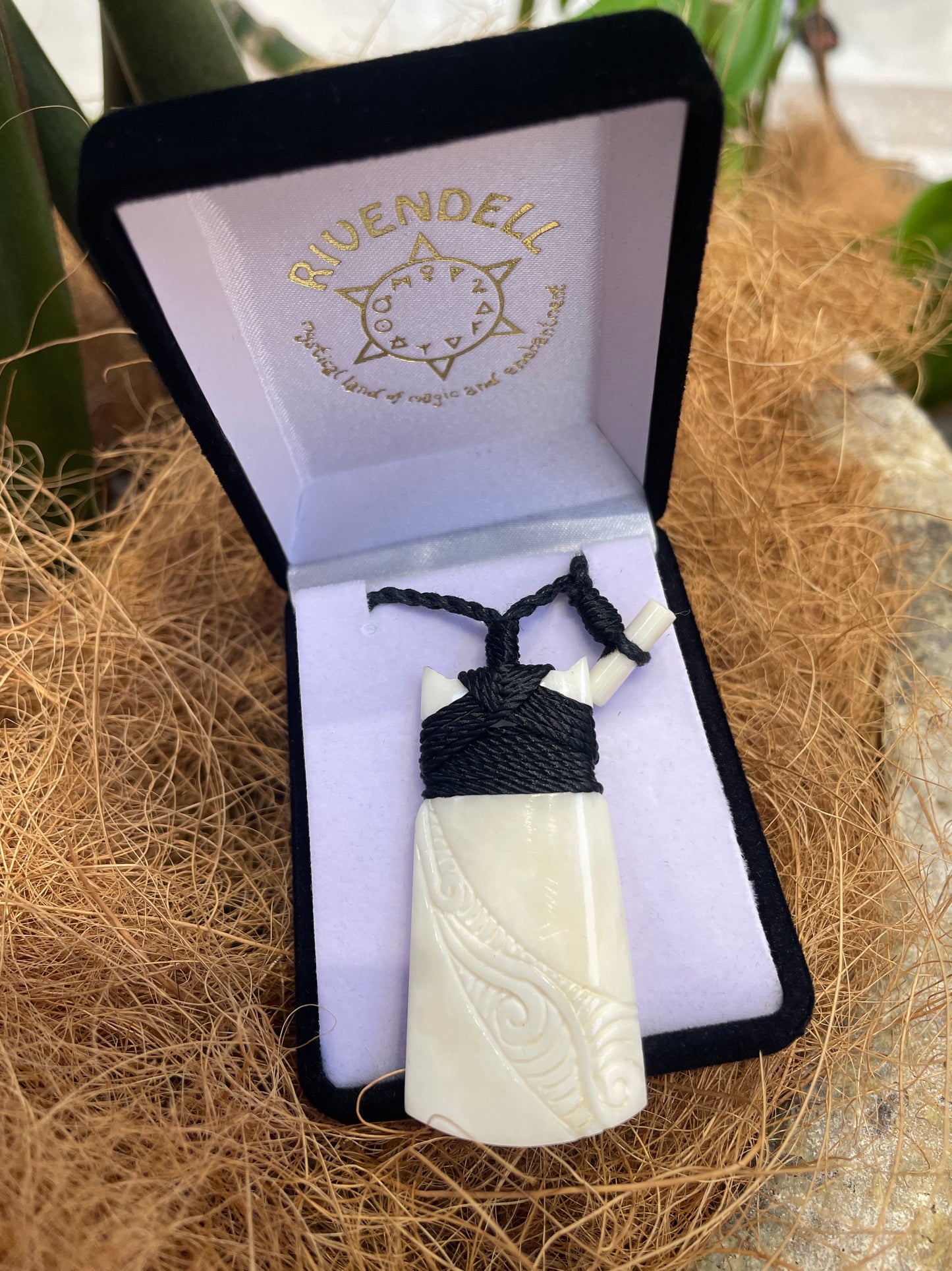 Traditional Bone carving - Rivendell Shop