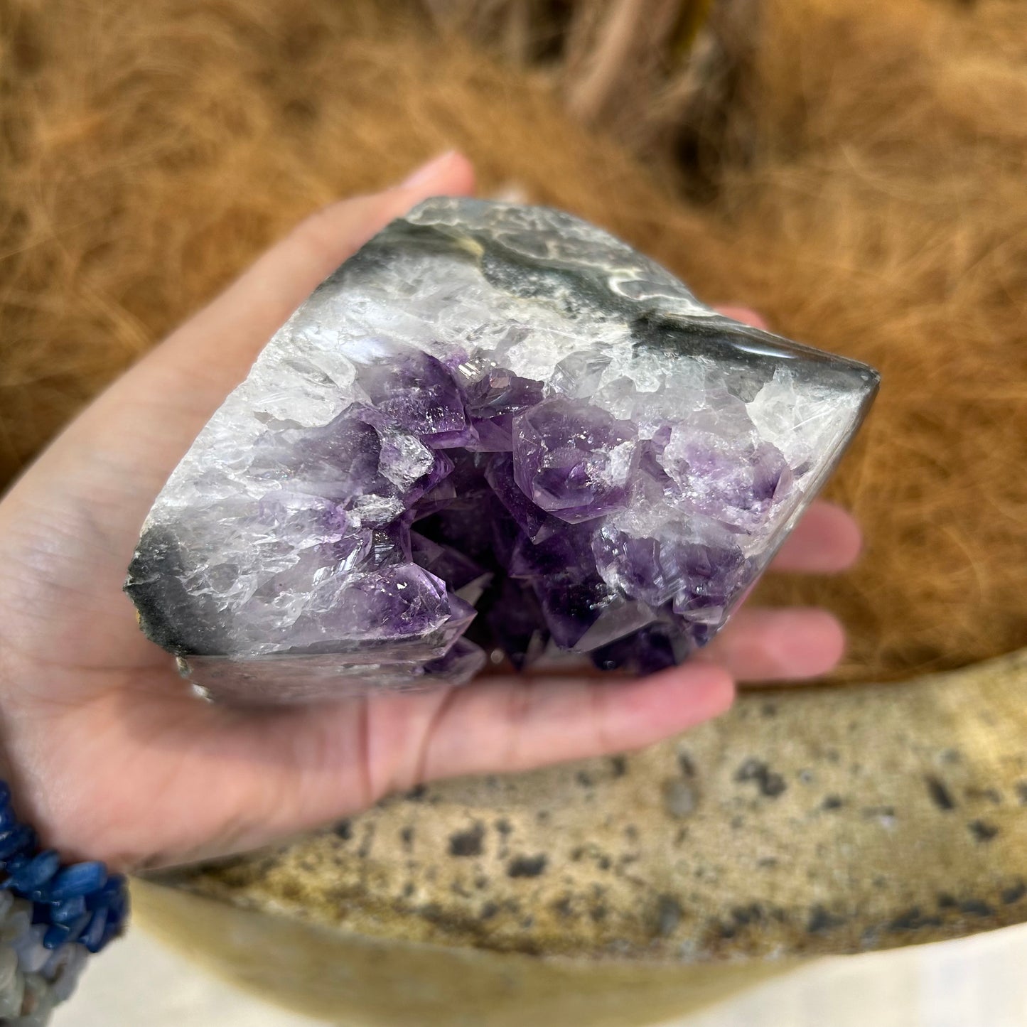 Amethyst Crystal Standing - Rivendell Shop