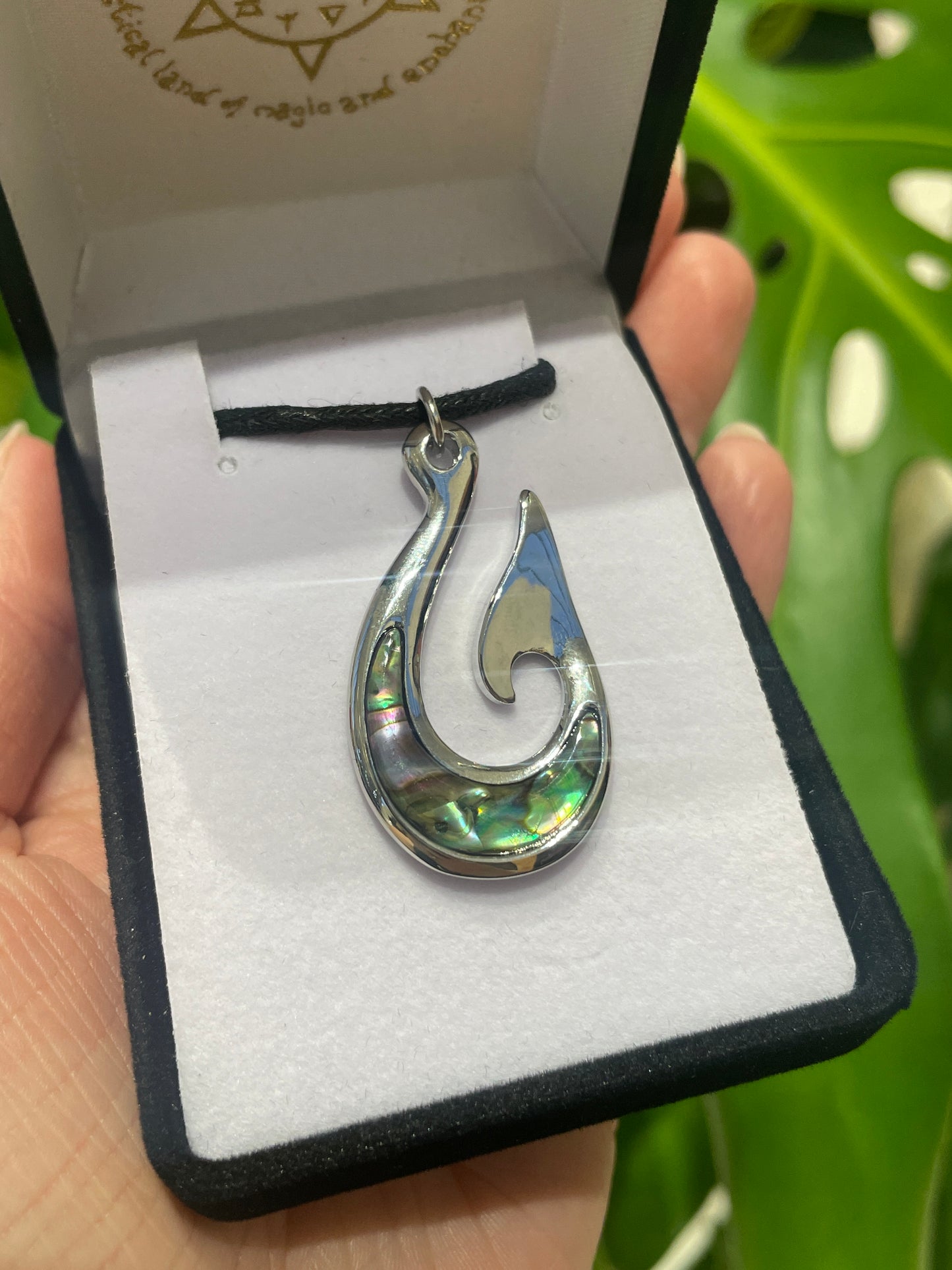 Paua Pendant - Hei Matau (Fish Hook) - Rivendell Shop