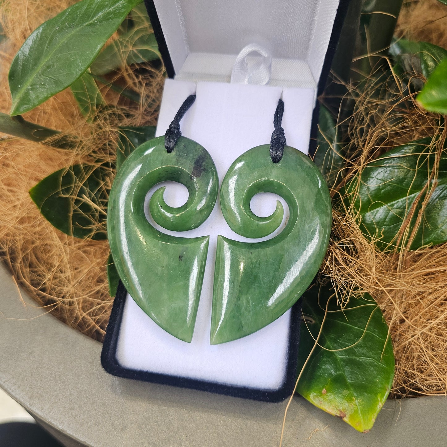 Manawa (Heart) Greenstone Pendant Pair