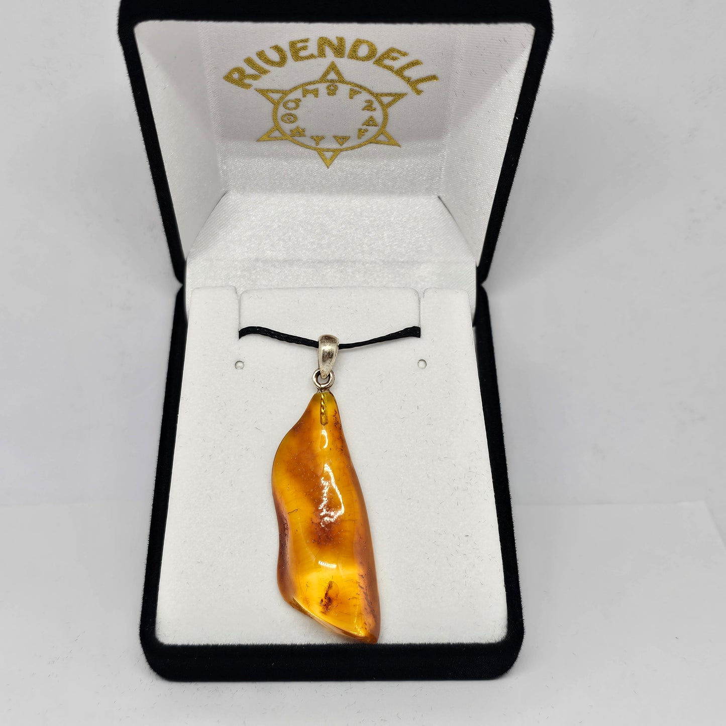 Amber Pendant - Rivendell Shop