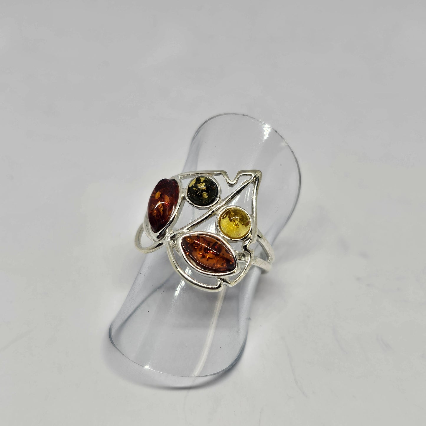 Amber Sterling Silver Leaf Detail Ring - Rivendell Shop