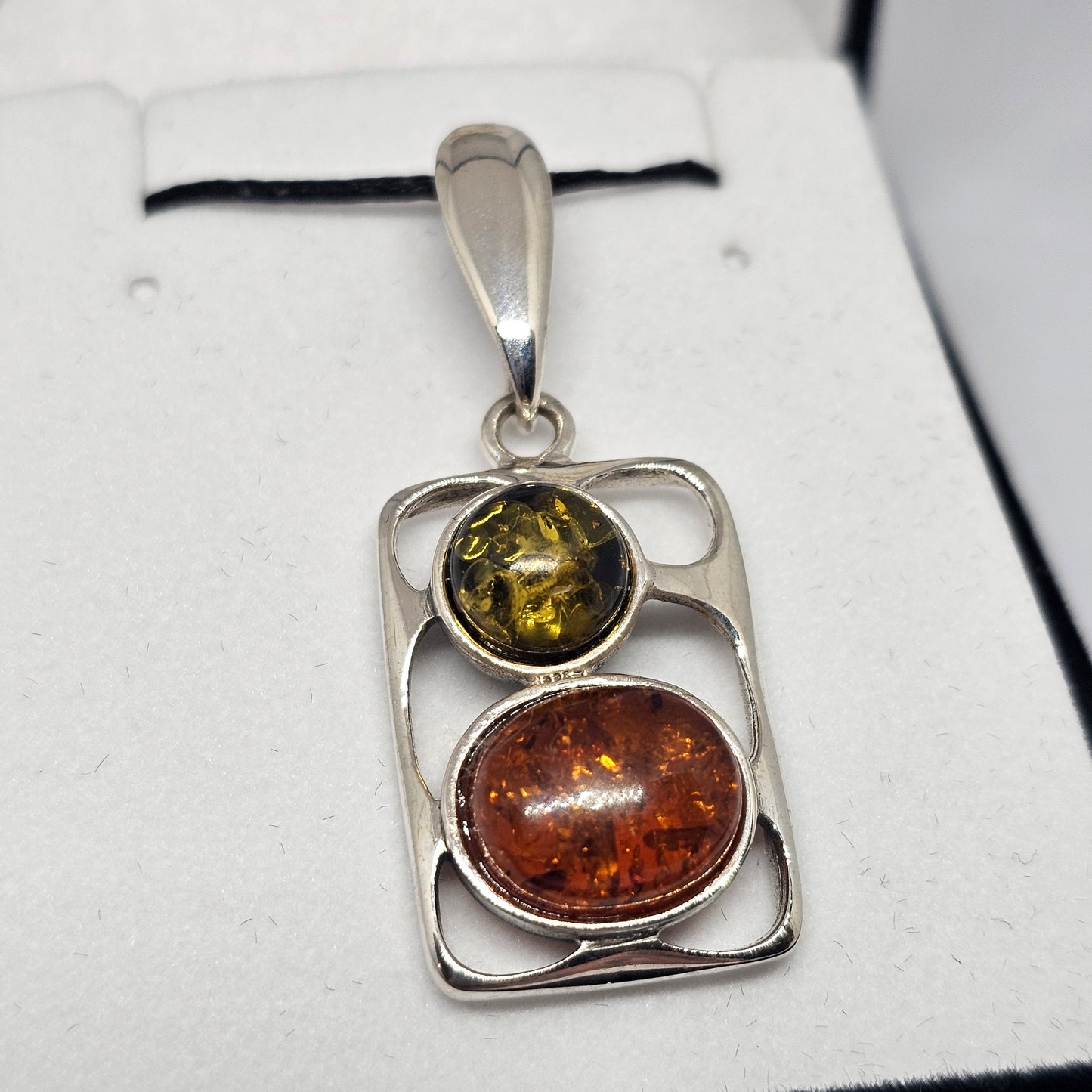 Amber Pendant - Rivendell Shop