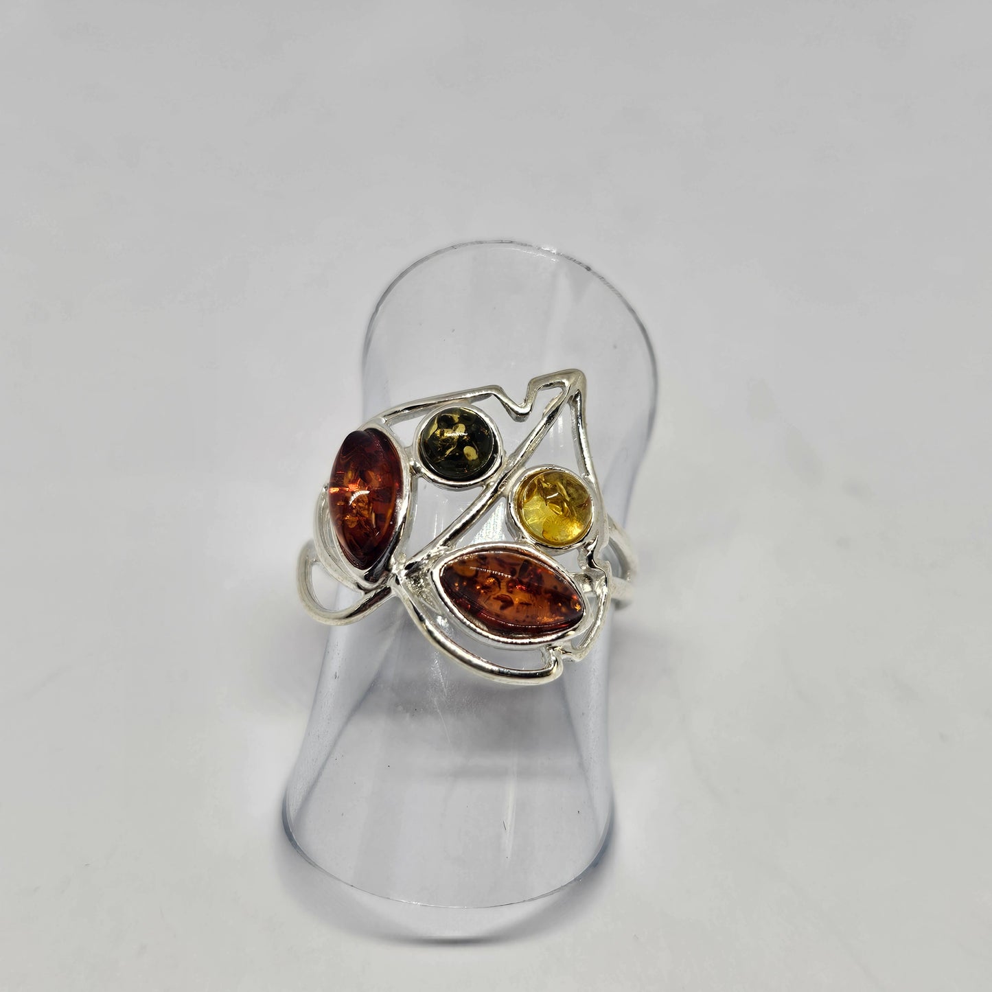 Amber Sterling Silver Leaf Detail Ring - Rivendell Shop