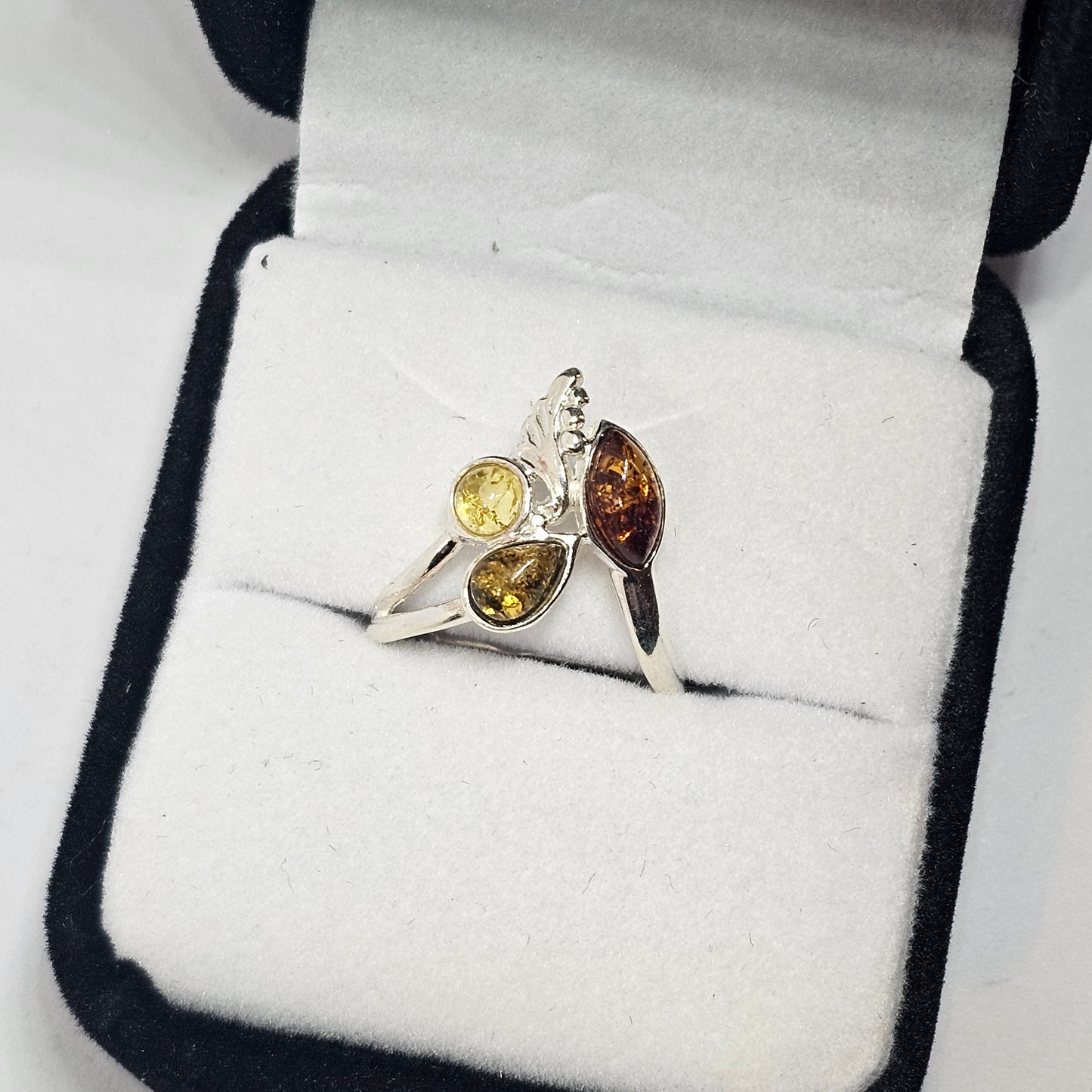 Amber Ring - Rivendell Shop