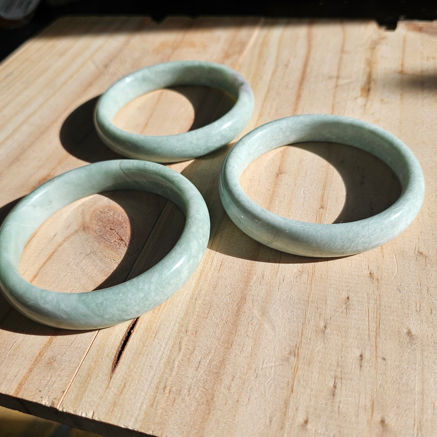 Light Jade Bangle