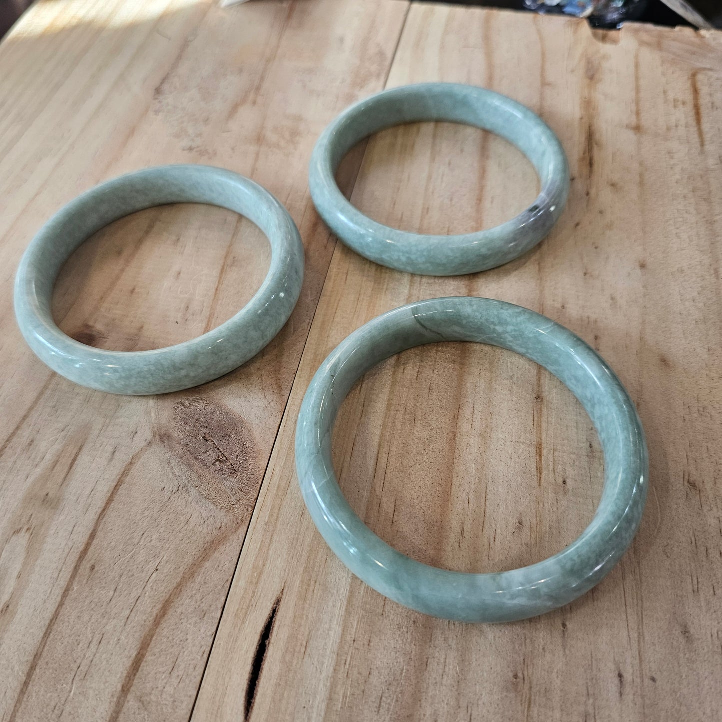Light Jade Bangle
