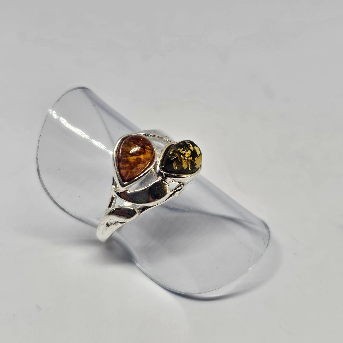Amber Sterling Silver Ring - Rivendell Shop