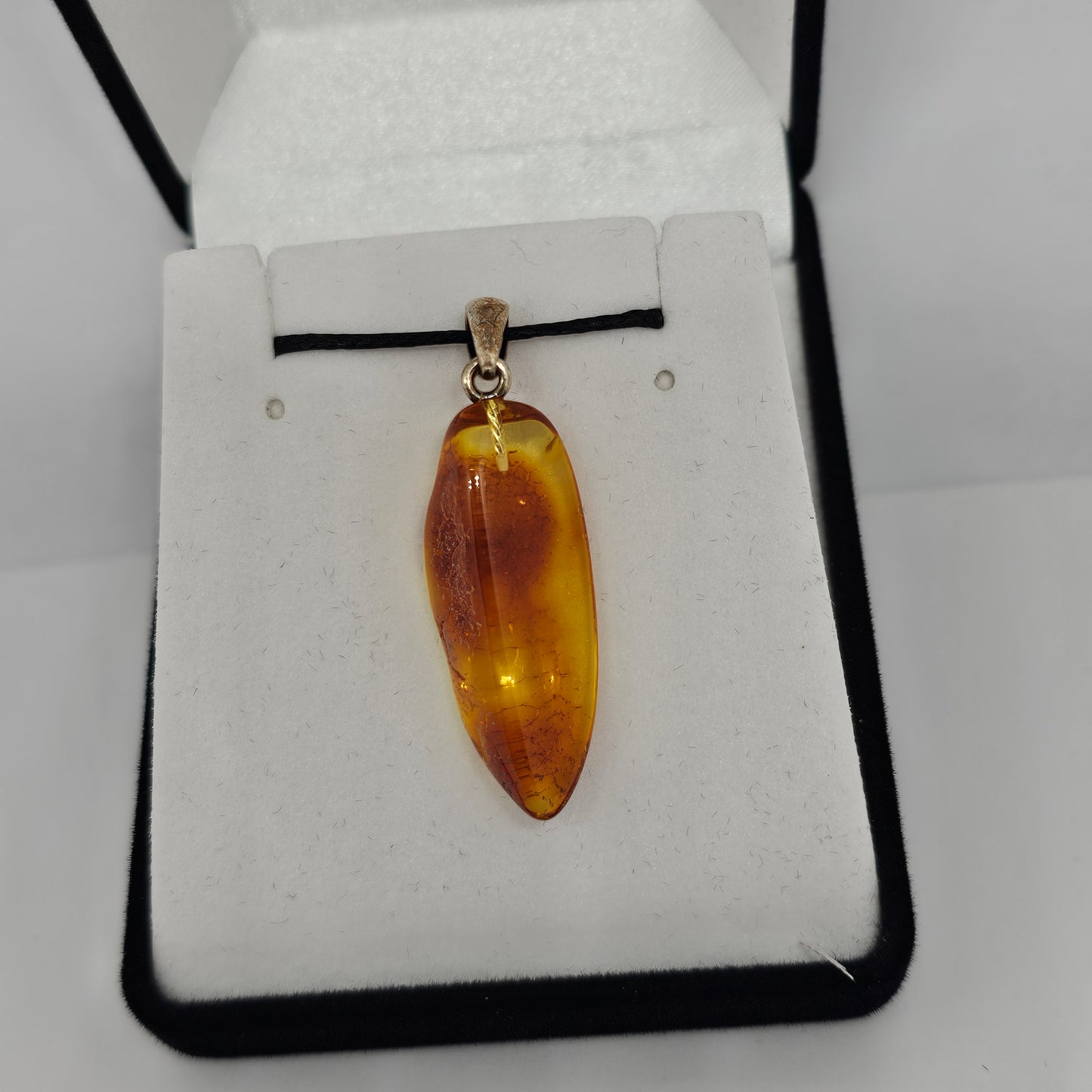 Amber Pendant - Rivendell Shop