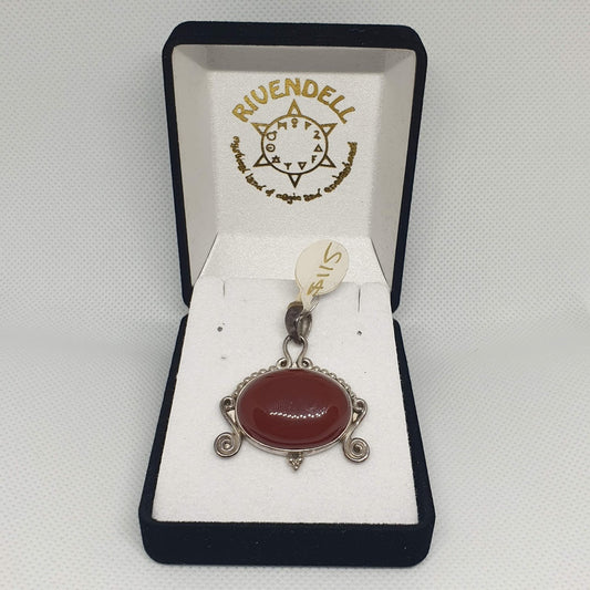 Carnelian 925 Sterling Silver Pendant with Setting Detail - Rivendell Shop