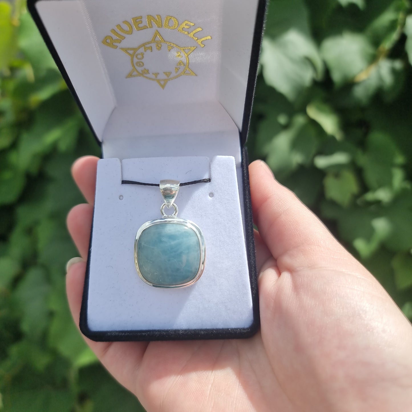 Aquamarine pendant - Rivendell Shop