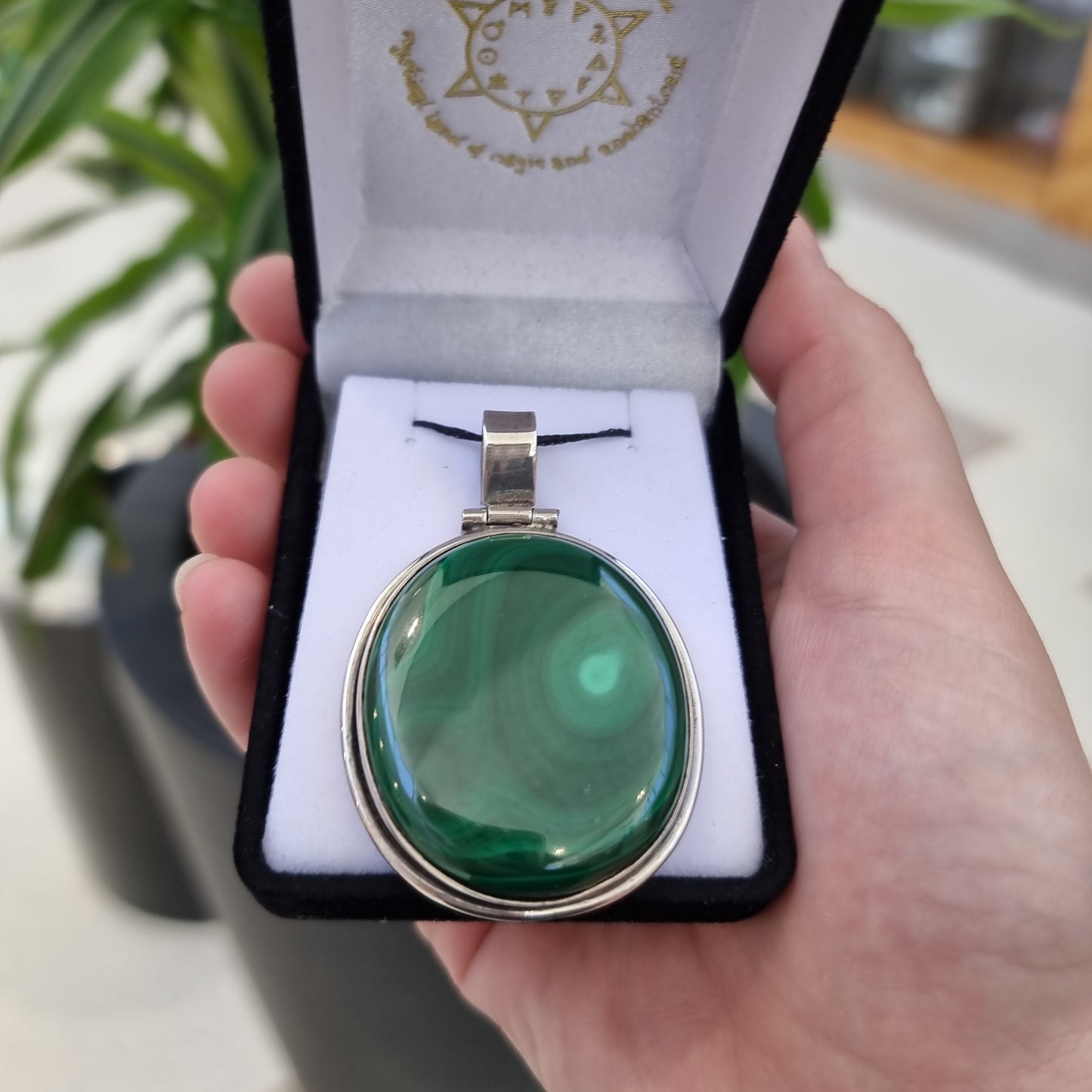 Malachite pendant - Rivendell Shop