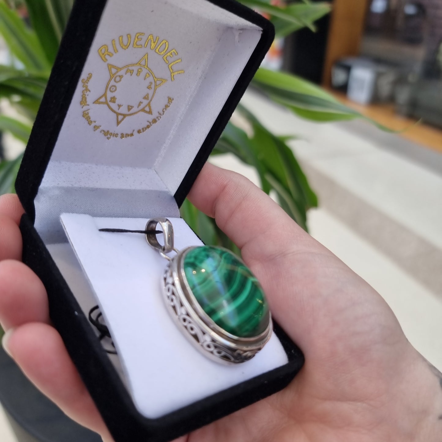 Malachite pendant - Rivendell Shop