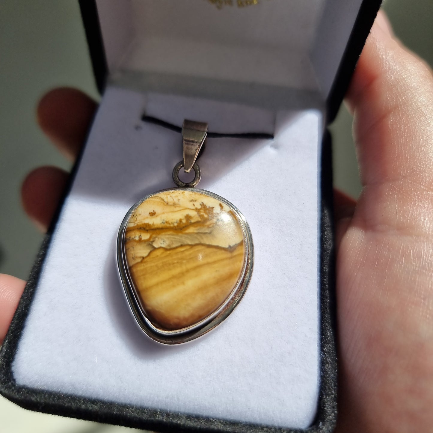 Petrified wood pendant - Rivendell Shop