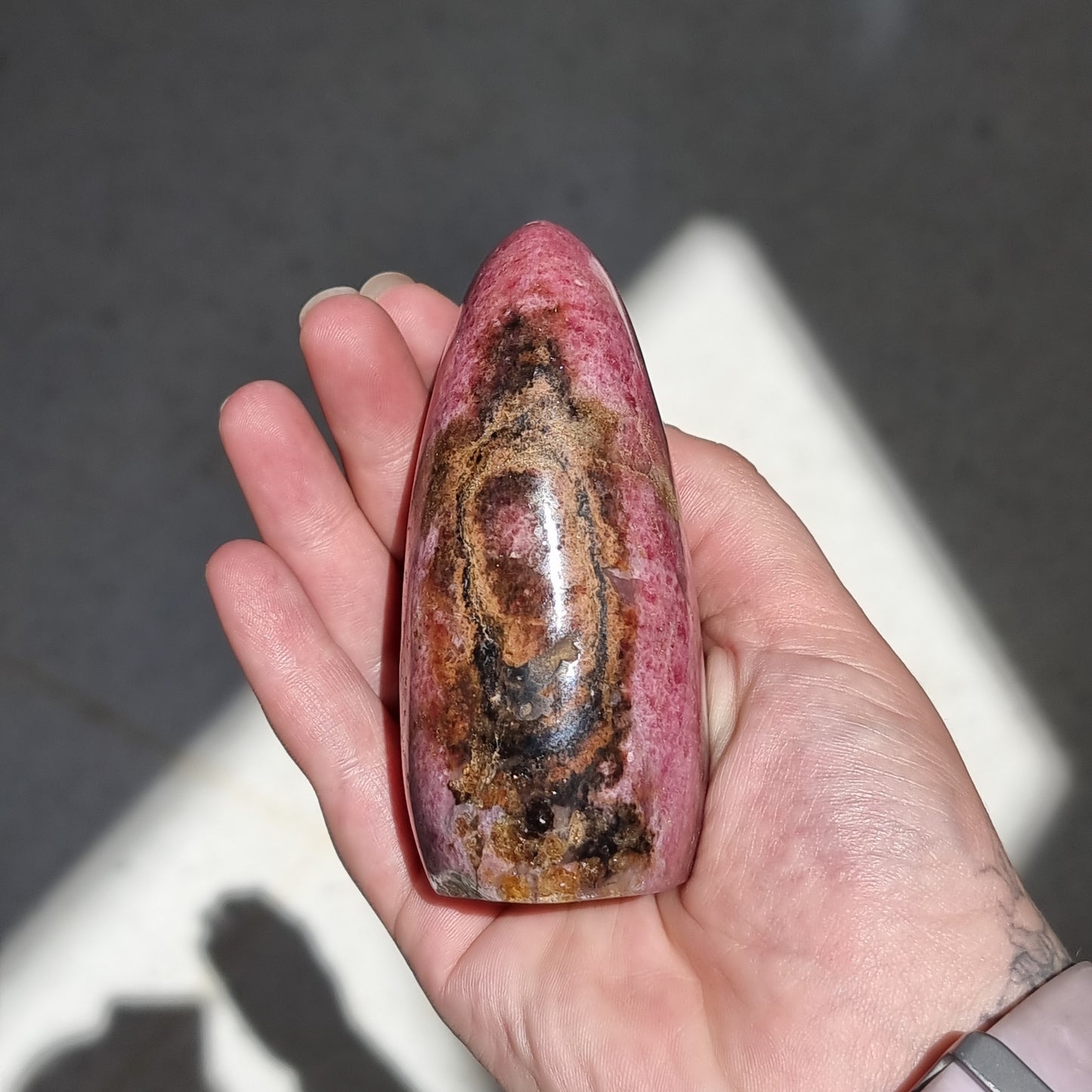 Rhodonite freeform - Rivendell Shop