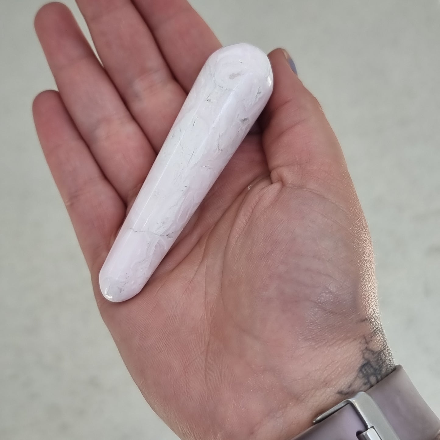 Mangano calcite wand - Rivendell Shop