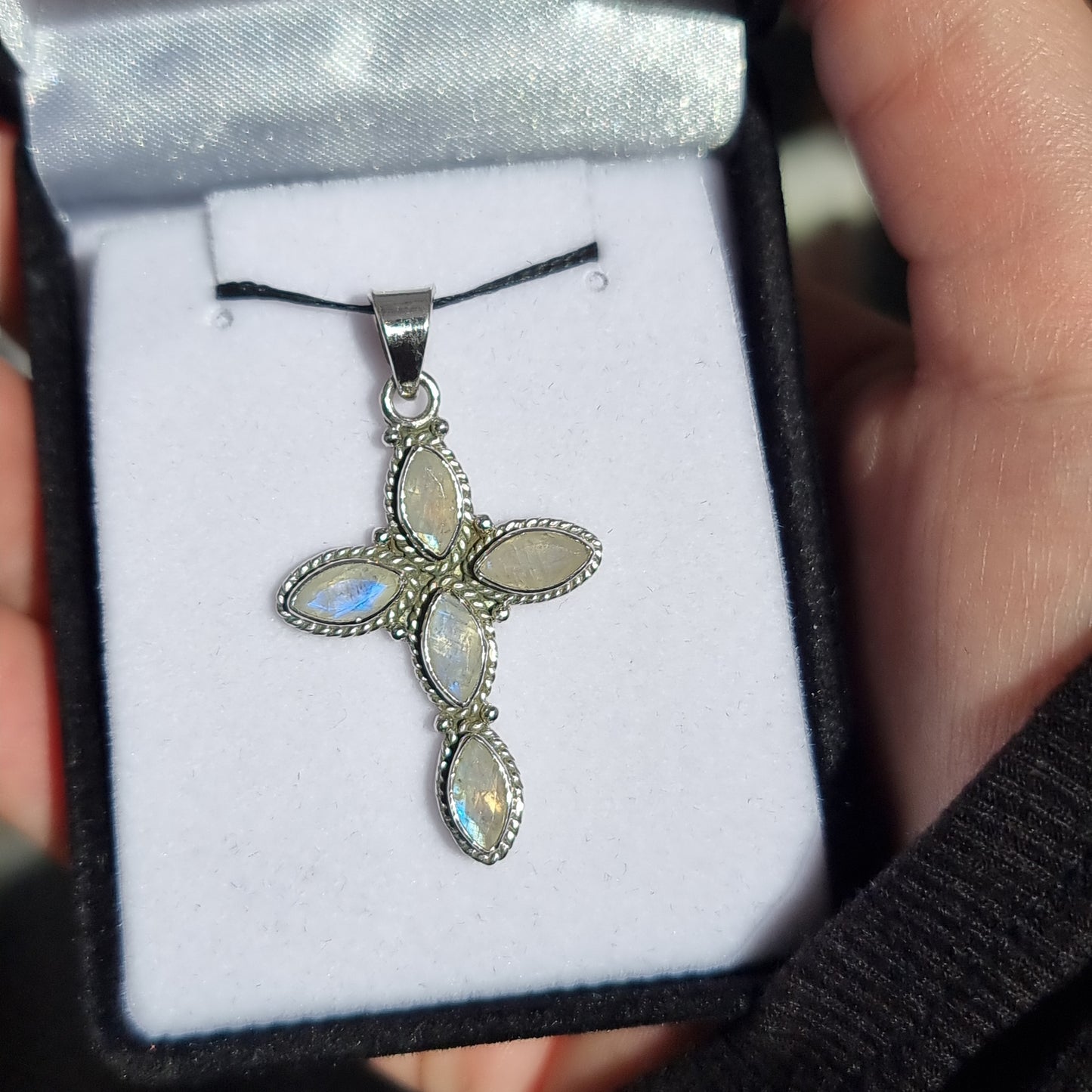 Moonstone pendant - Rivendell Shop