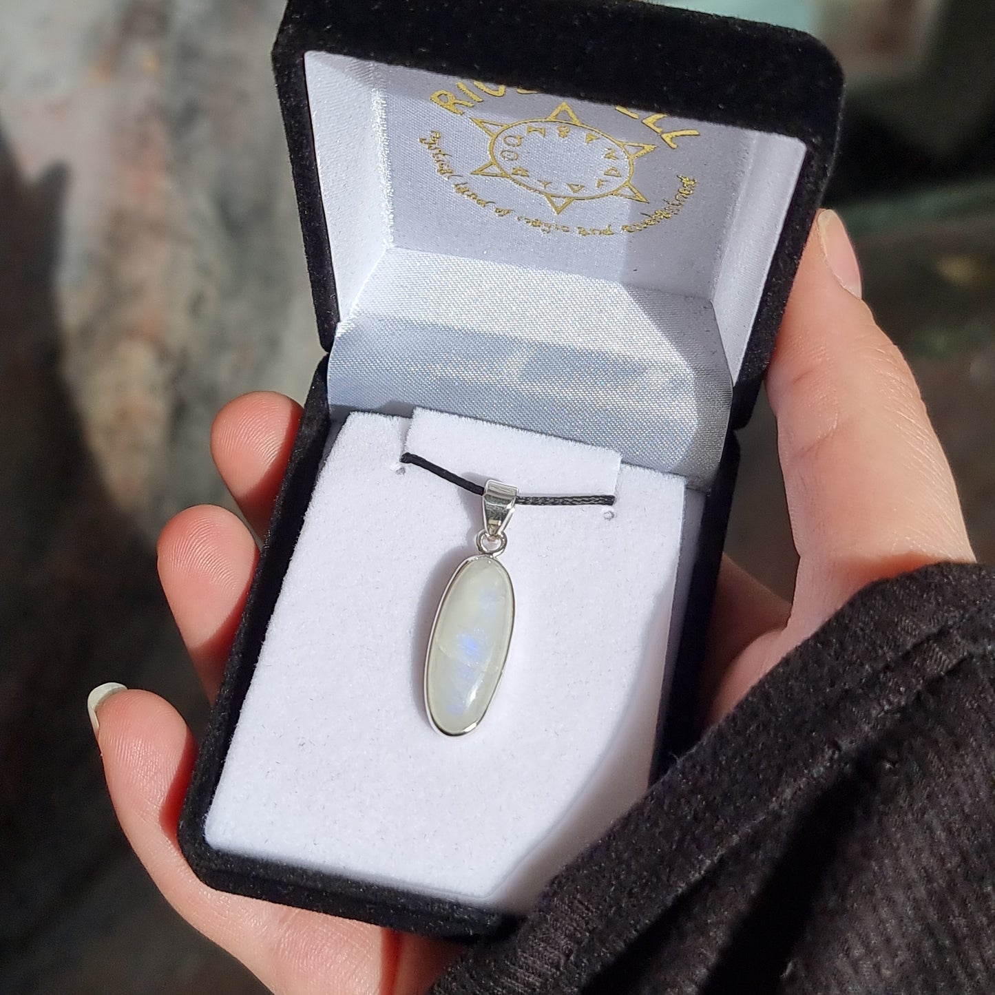 Moonstone pendant - Rivendell Shop