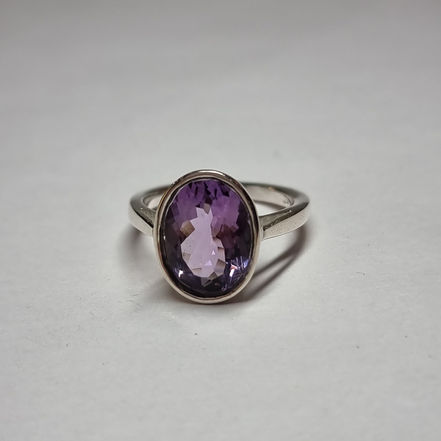 Amethyst ring - Rivendell Shop