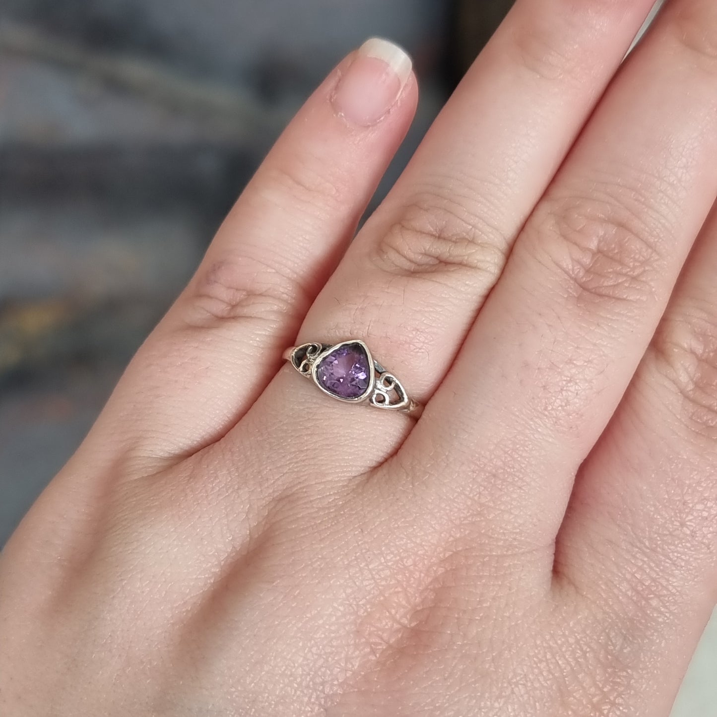 Amethyst ring - Rivendell Shop