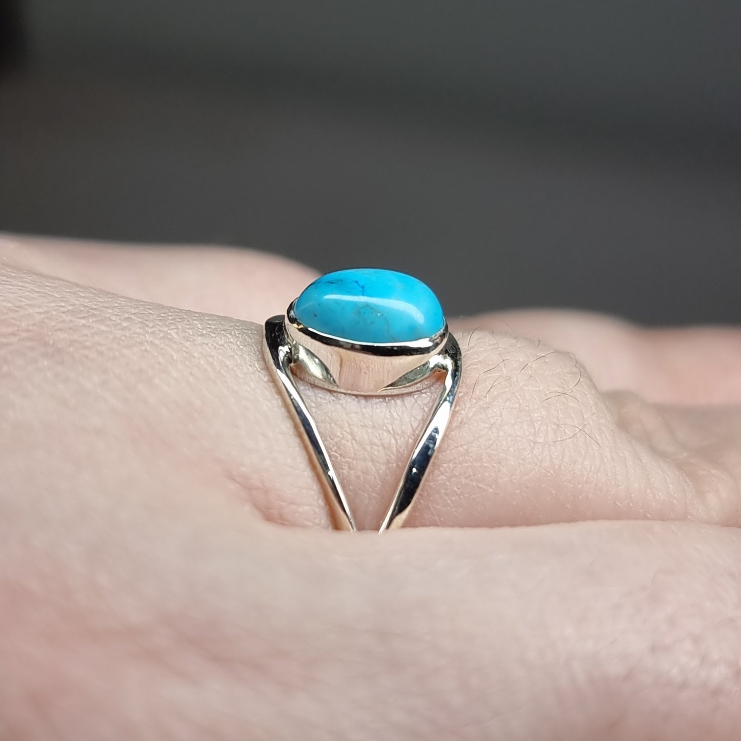Turqouise howlite ring - Rivendell Shop