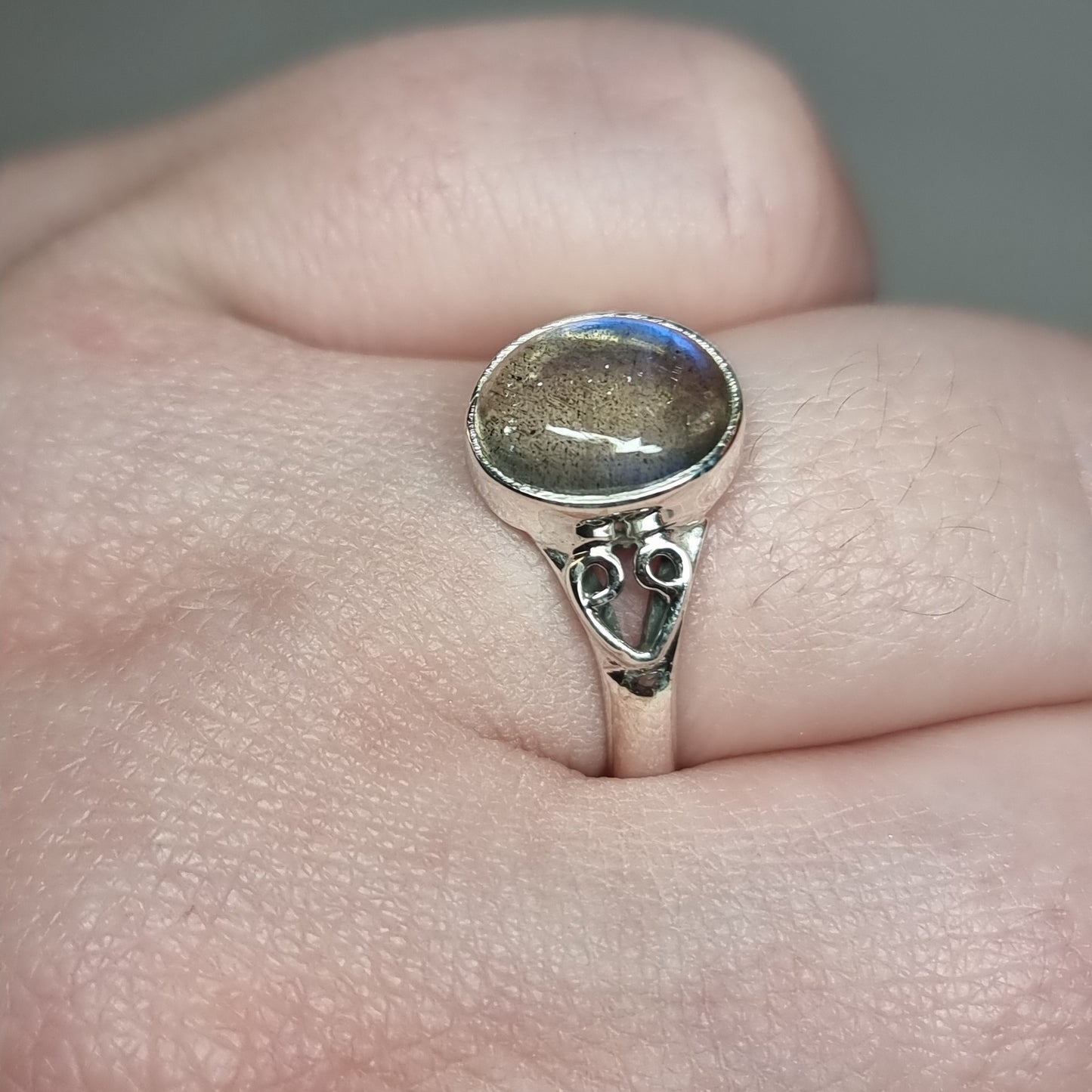 Labradorite ring - Rivendell Shop