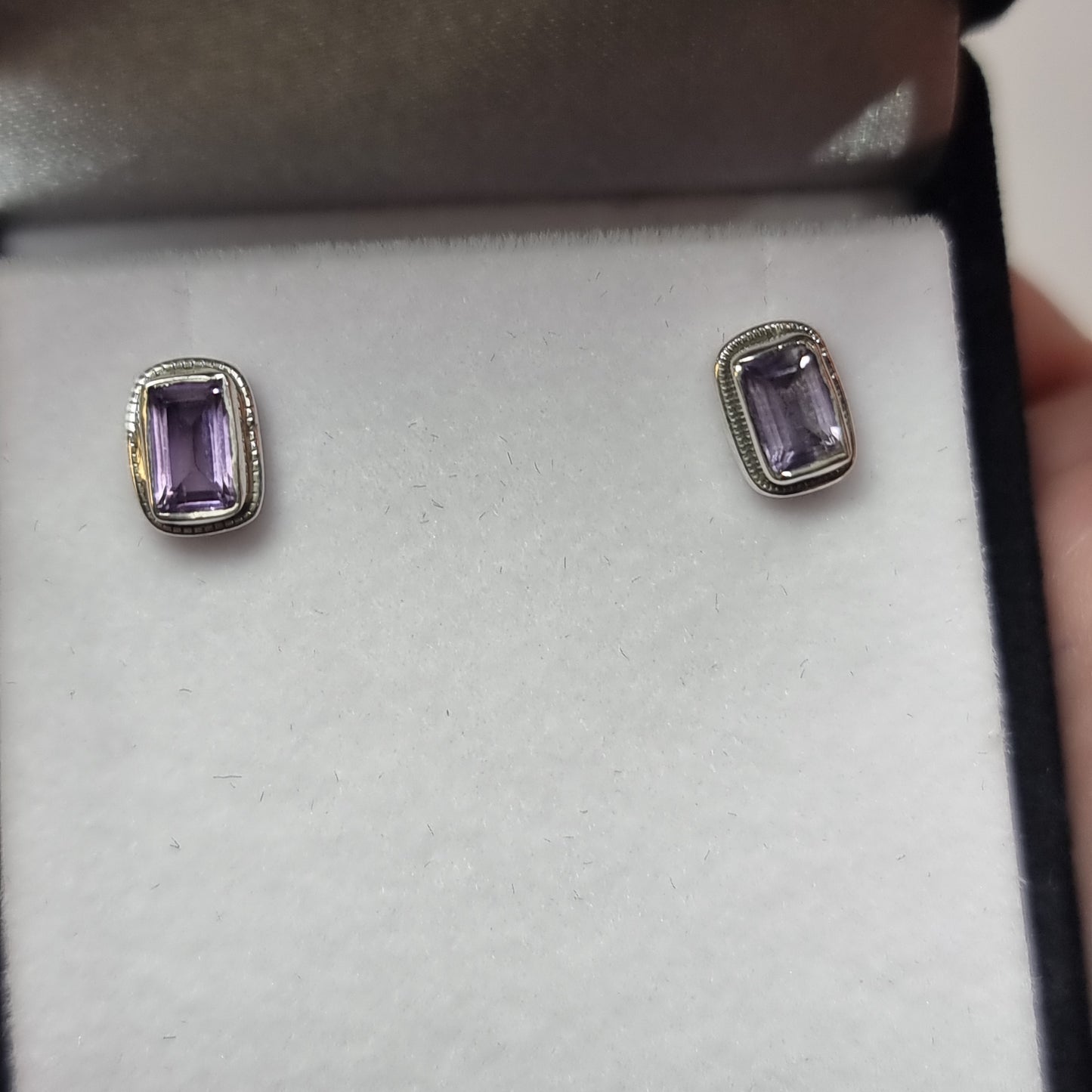Amethyst studs - Rivendell Shop