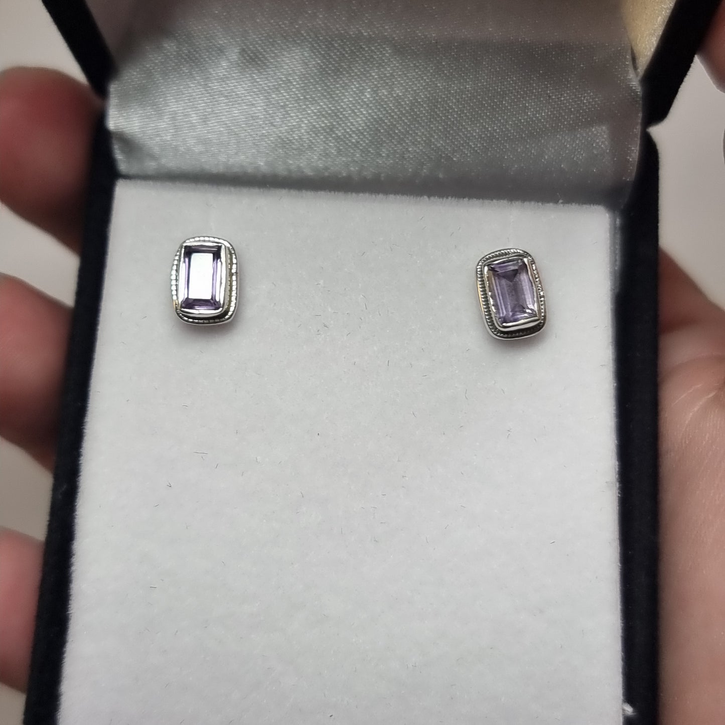 Amethyst studs - Rivendell Shop