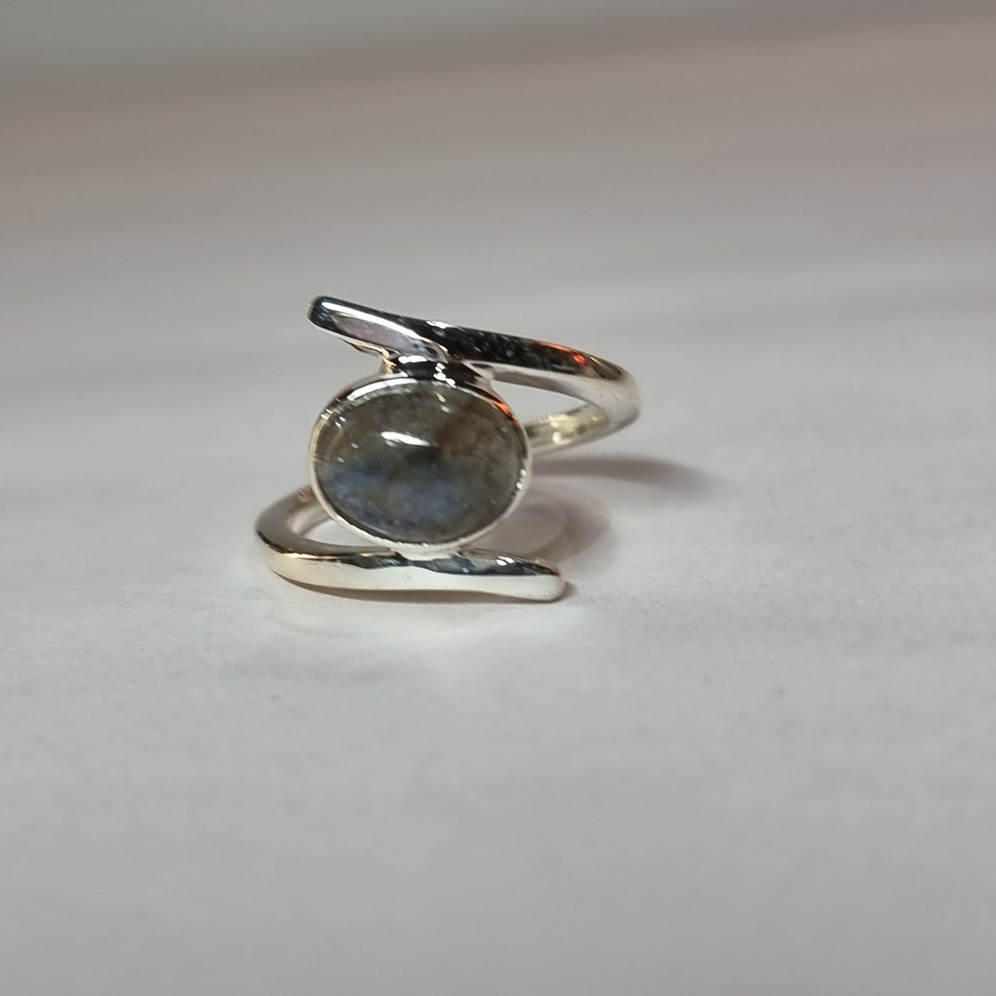 Labradorite ring - Rivendell Shop