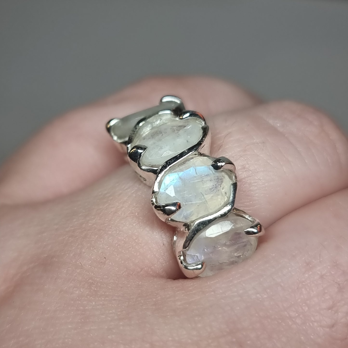 Moonstone ring - Rivendell Shop