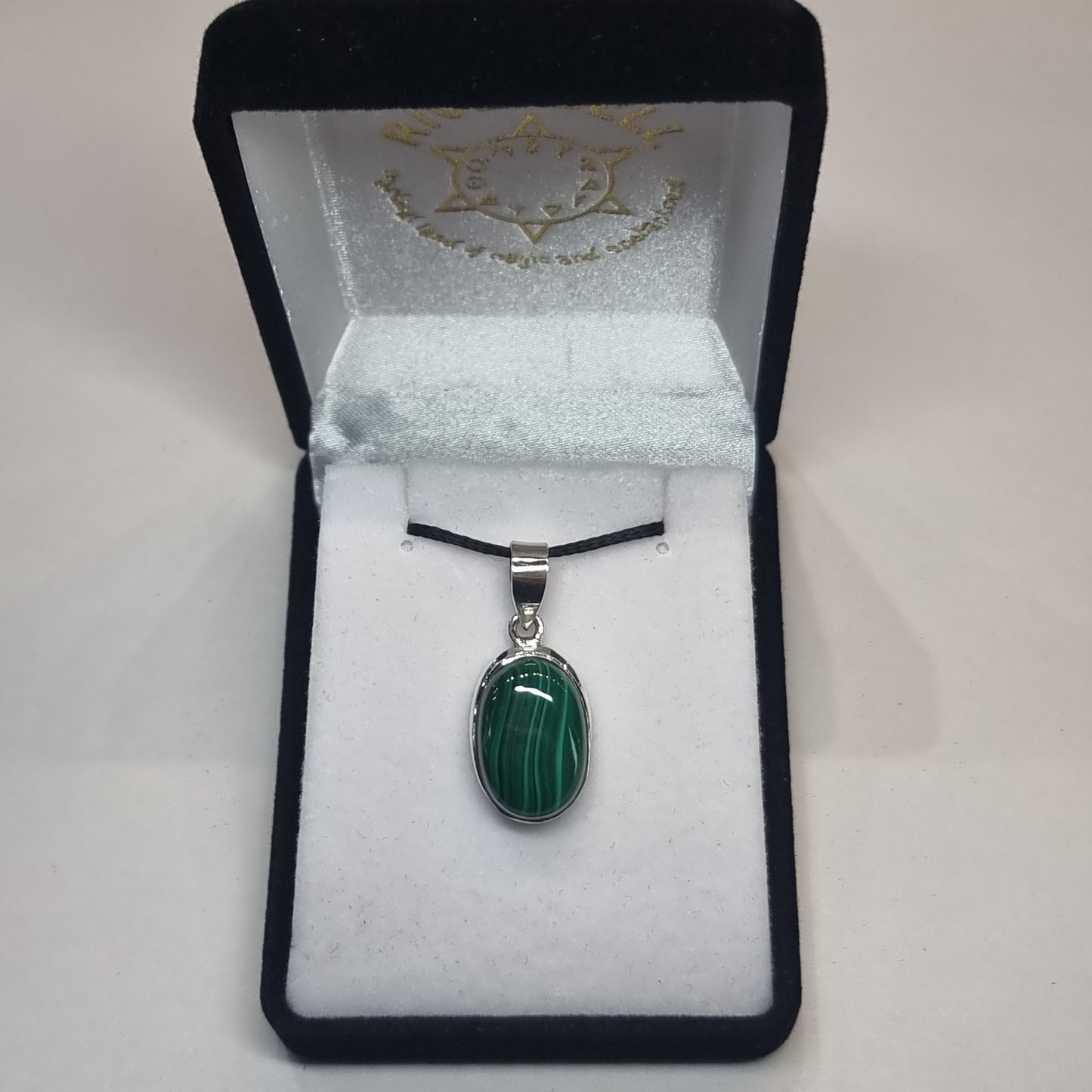 Malachite pendant - Rivendell Shop