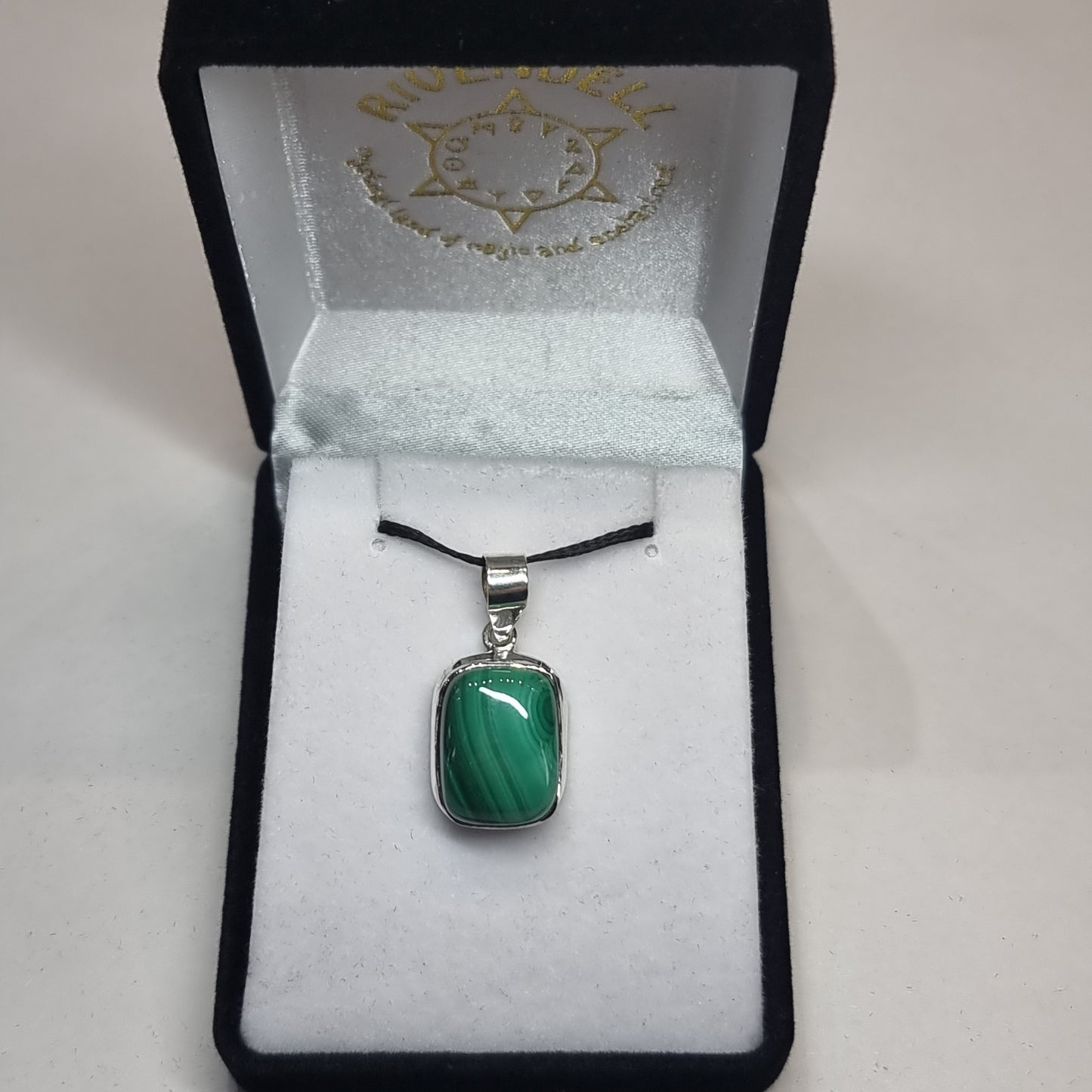 Malachite pendant - Rivendell Shop