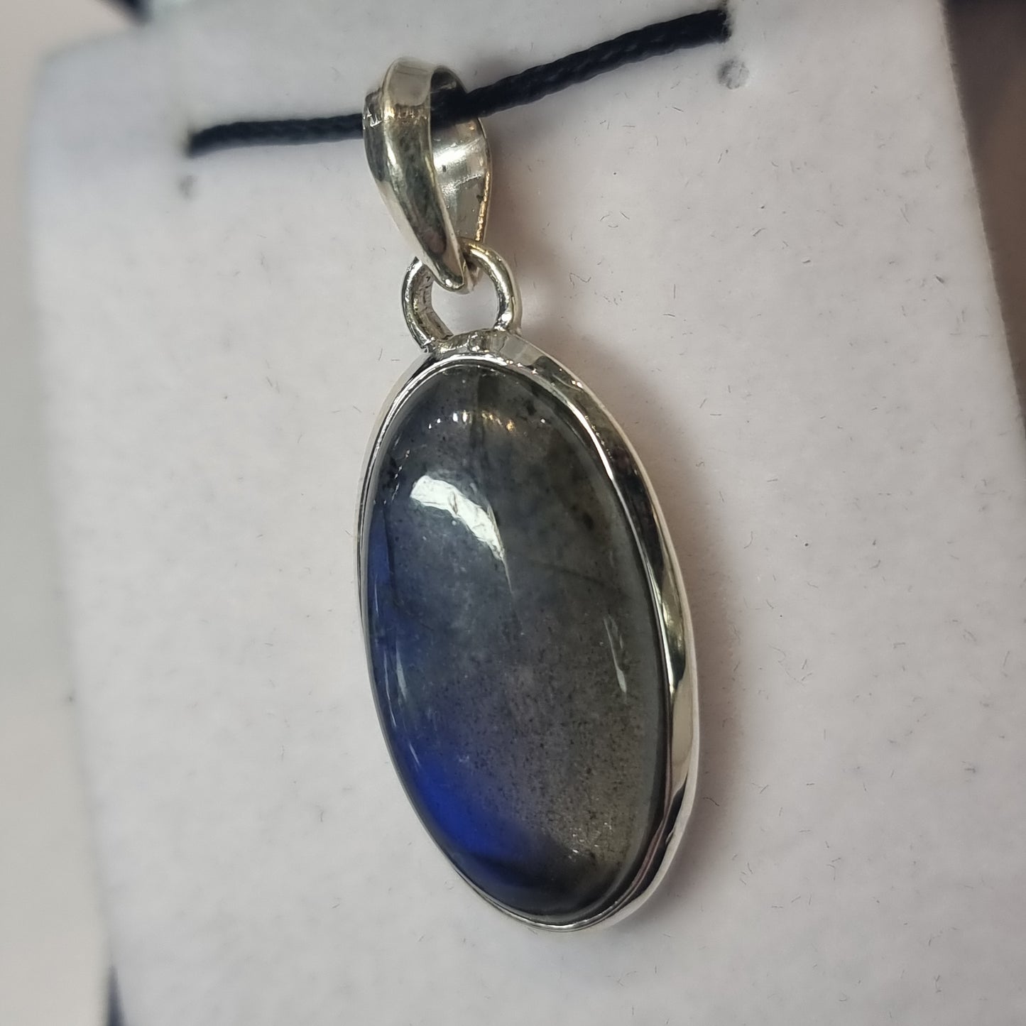 Labradorite pendant - Rivendell Shop