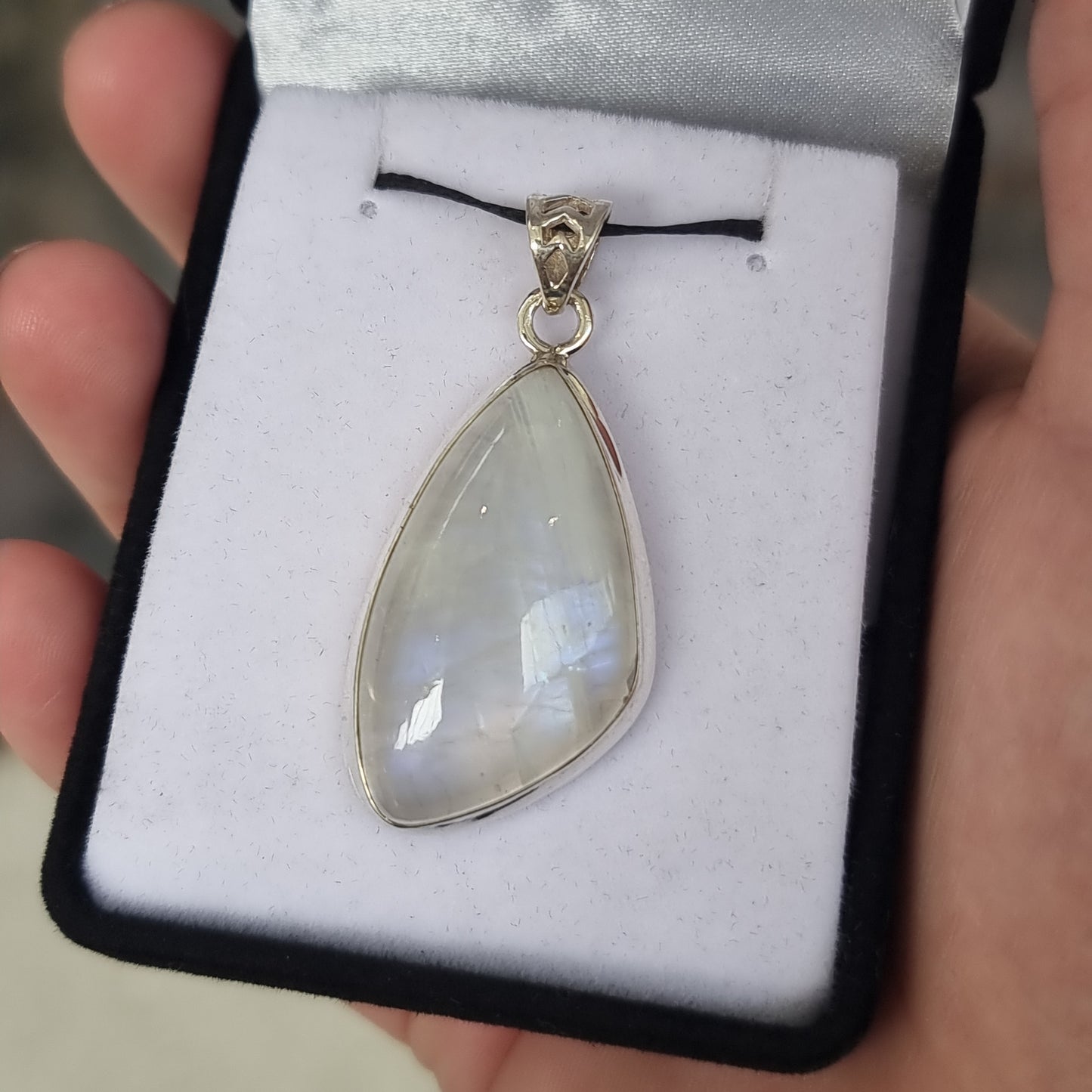 Moonstone pendant - Rivendell Shop