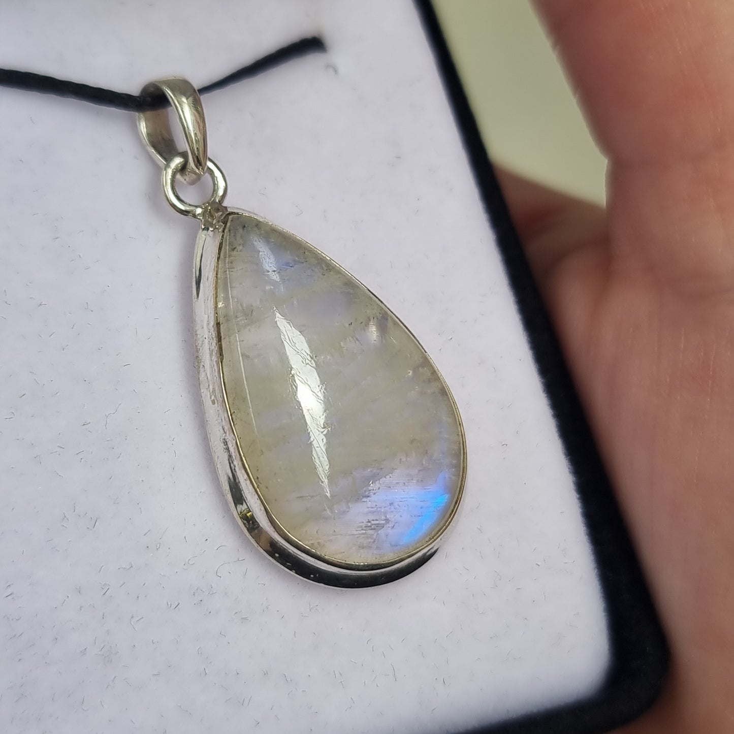 Moonstone pendant - Rivendell Shop