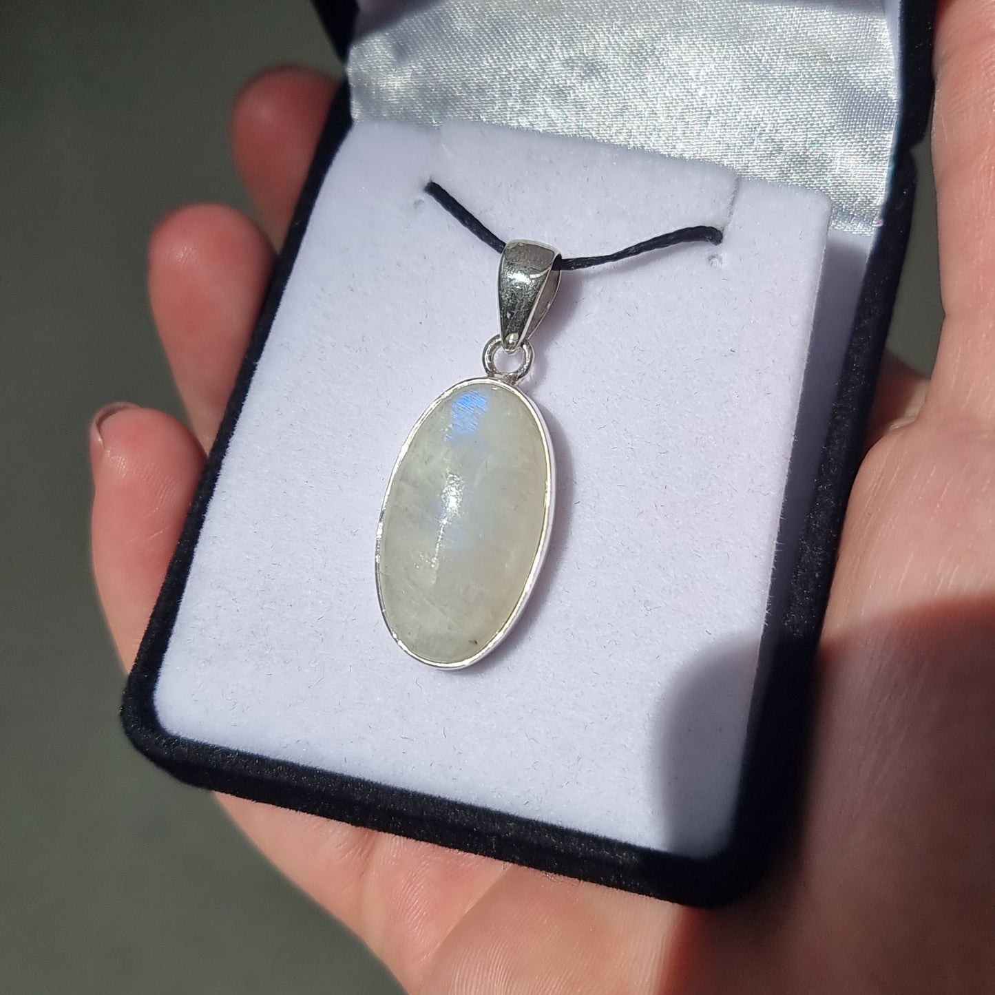 Moonstone pendant - Rivendell Shop