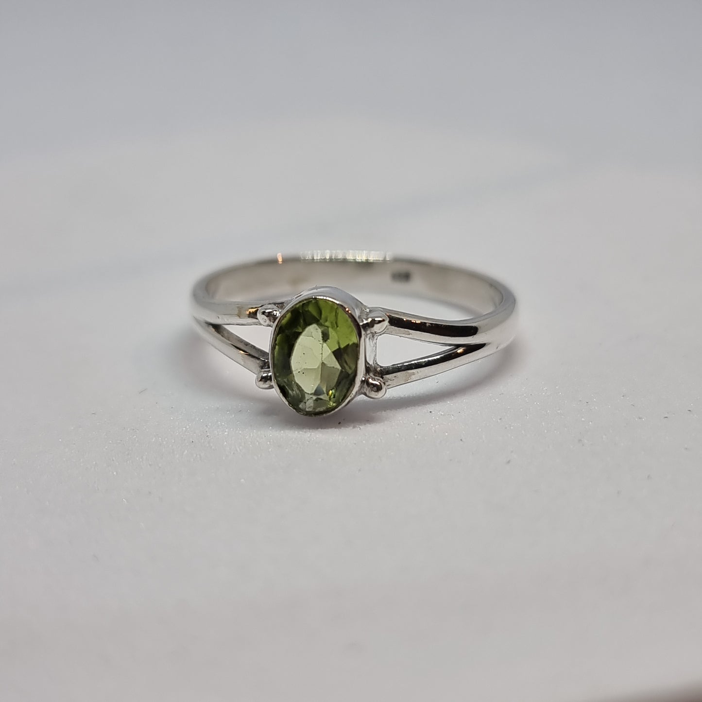Peridot ring - Rivendell Shop