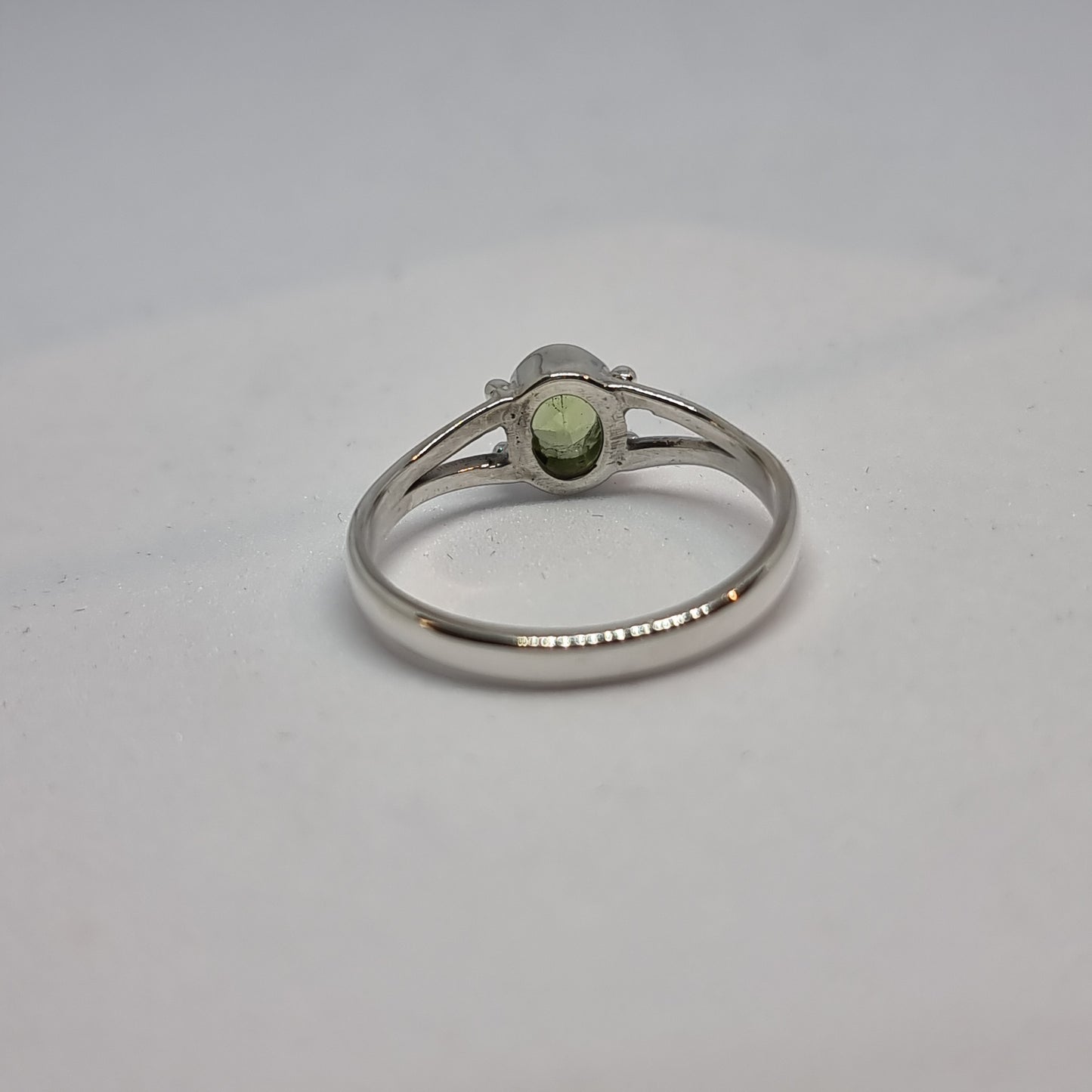 Peridot ring - Rivendell Shop