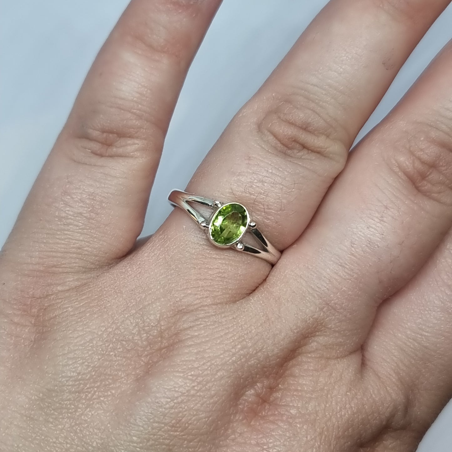 Peridot ring - Rivendell Shop